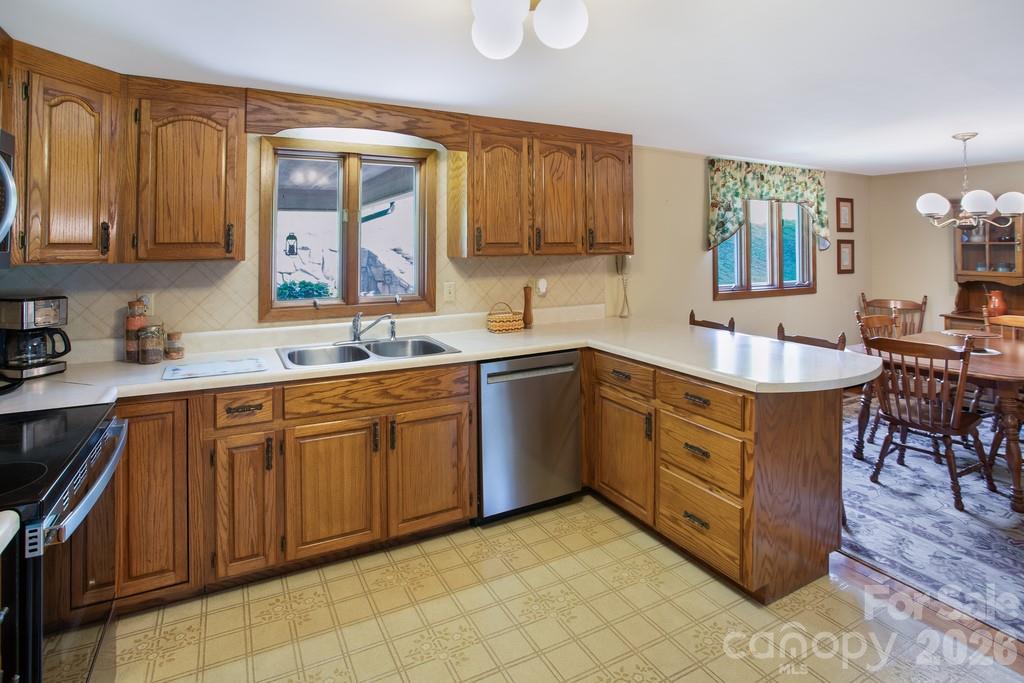 293 Dillardtown Road Property Photo 8