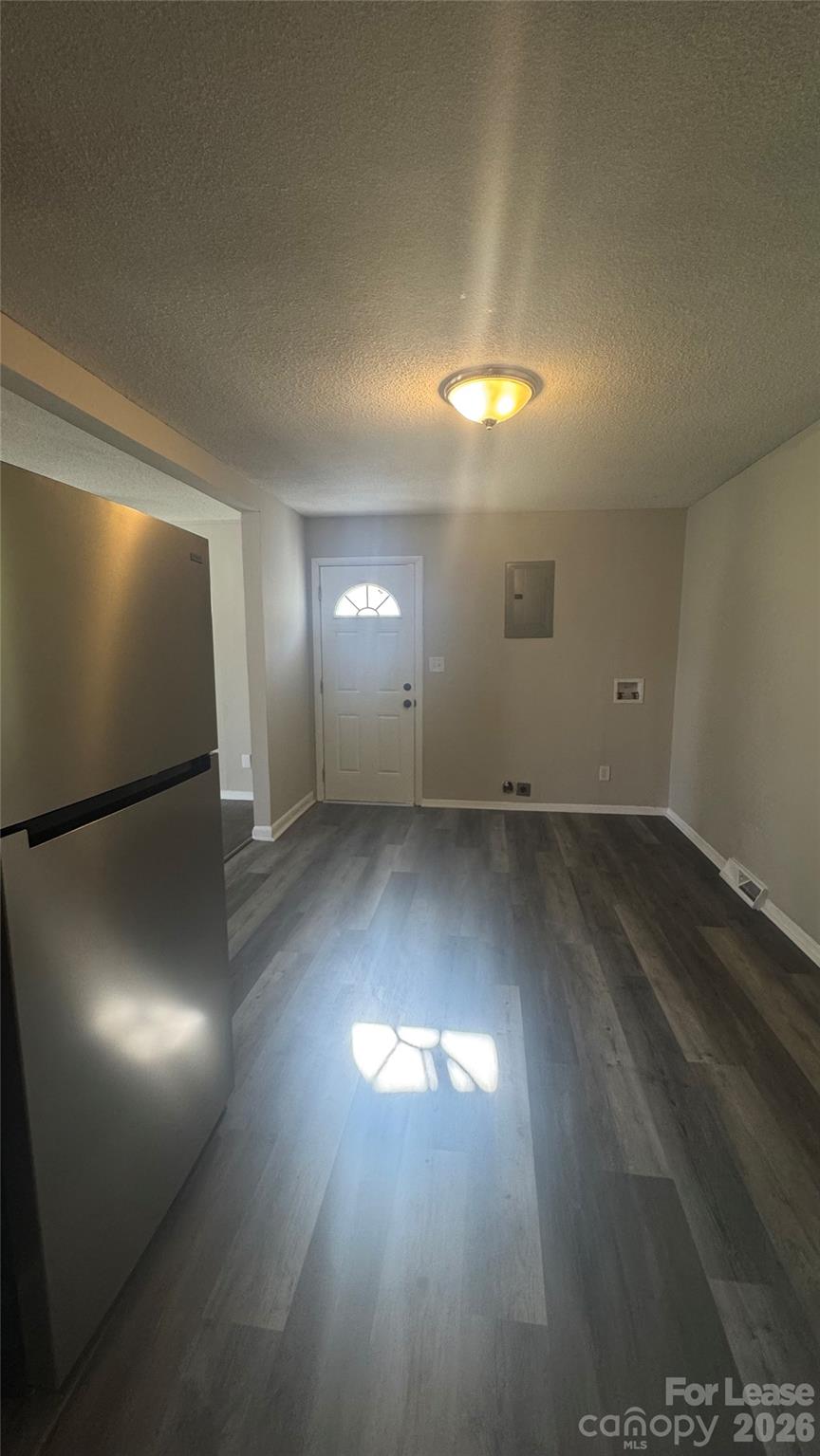 2701 Abelwood Road Property Photo 4