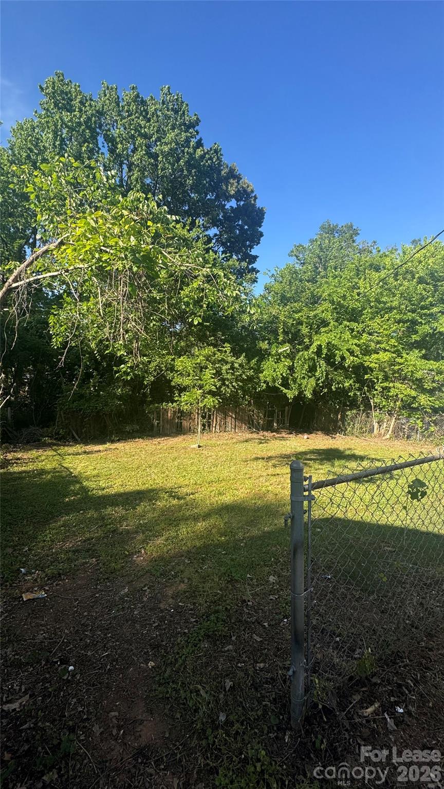 2701 Abelwood Road Property Photo 11
