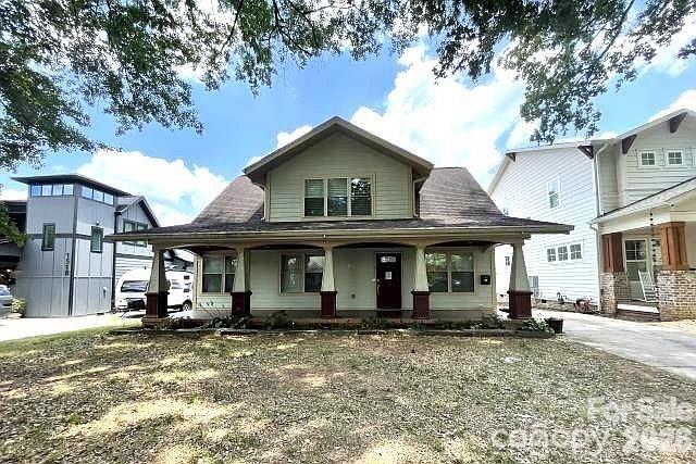 1512 Ivey Drive Property Photo 2