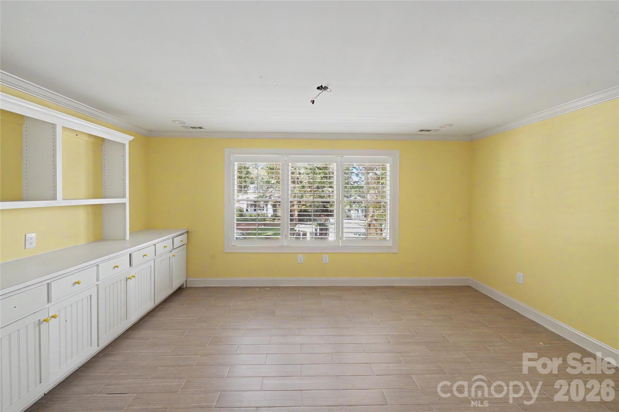 1512 Ivey Drive Property Photo 4