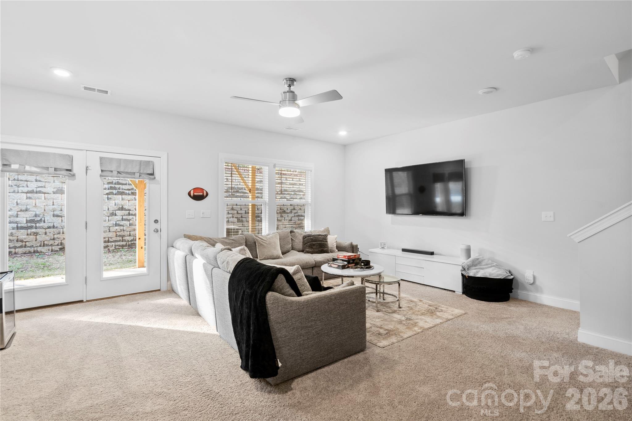 3721 Keyworth Way Property Photo 2