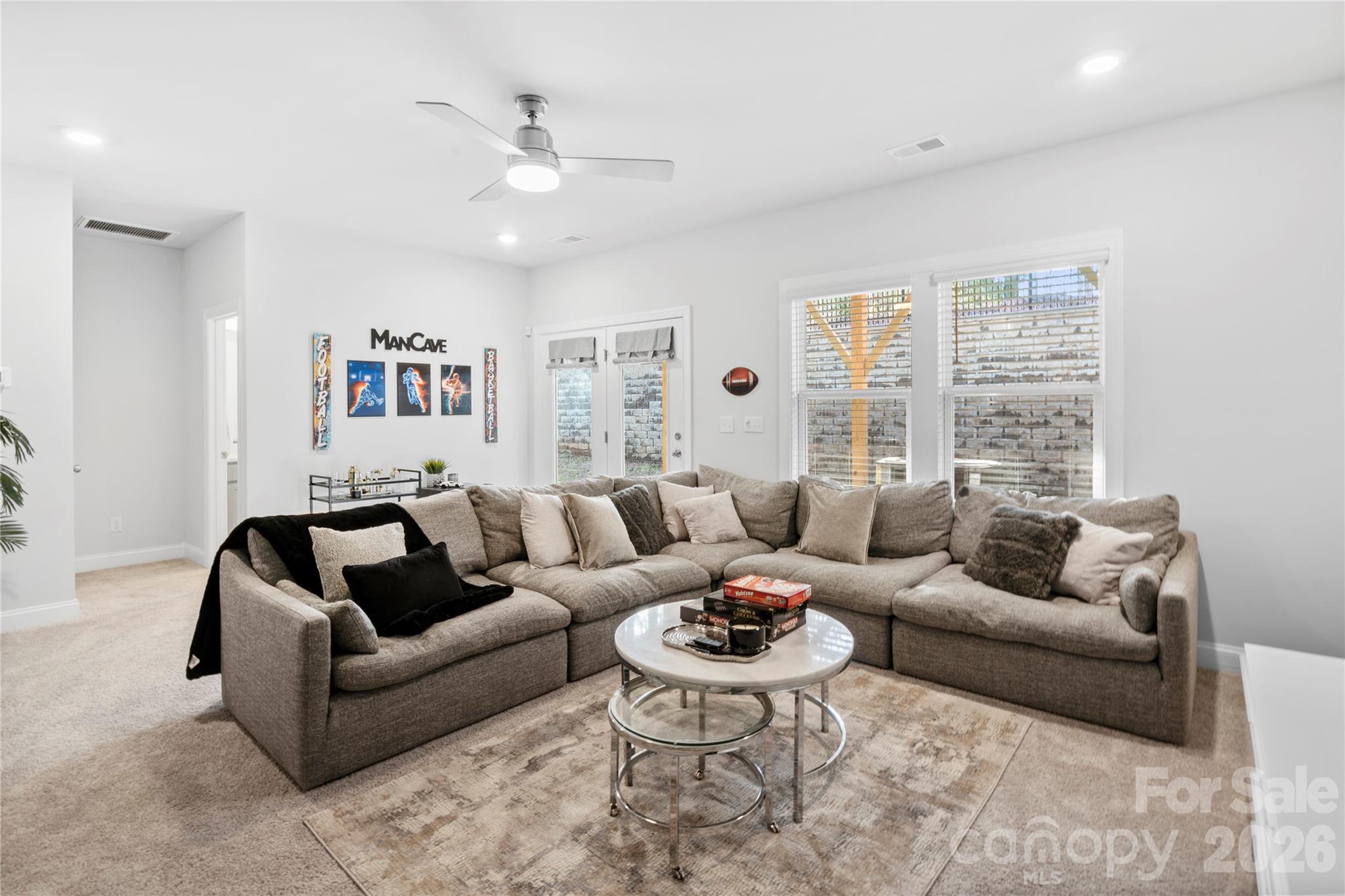 3721 Keyworth Way Property Photo 4