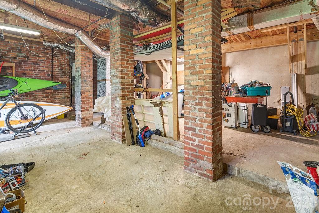 133 Westwood Place Property Photo 23