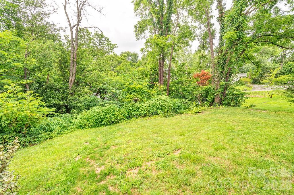 133 Westwood Place Property Photo 27