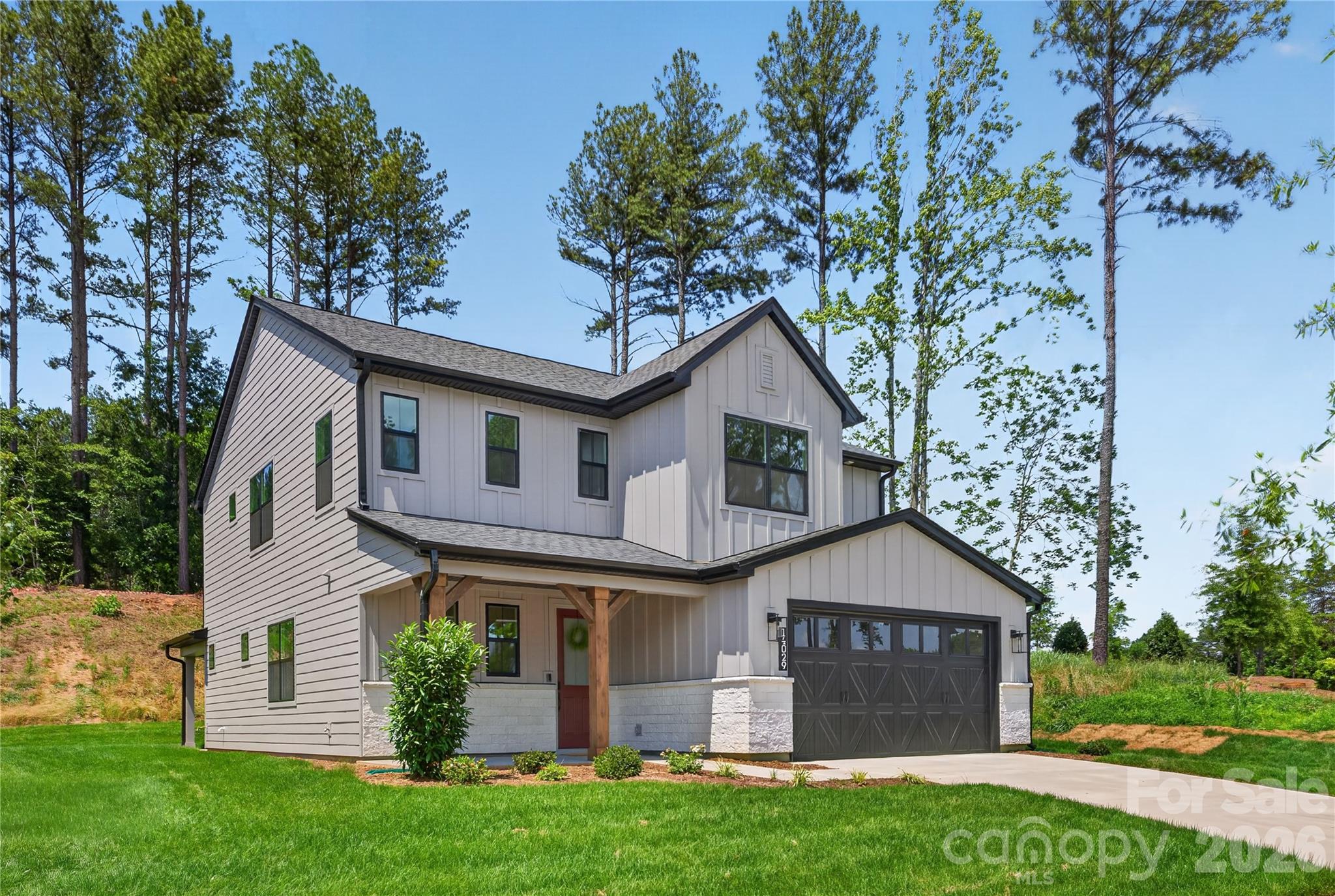 14029 Roosevelt Grove Drive Property Photo 2
