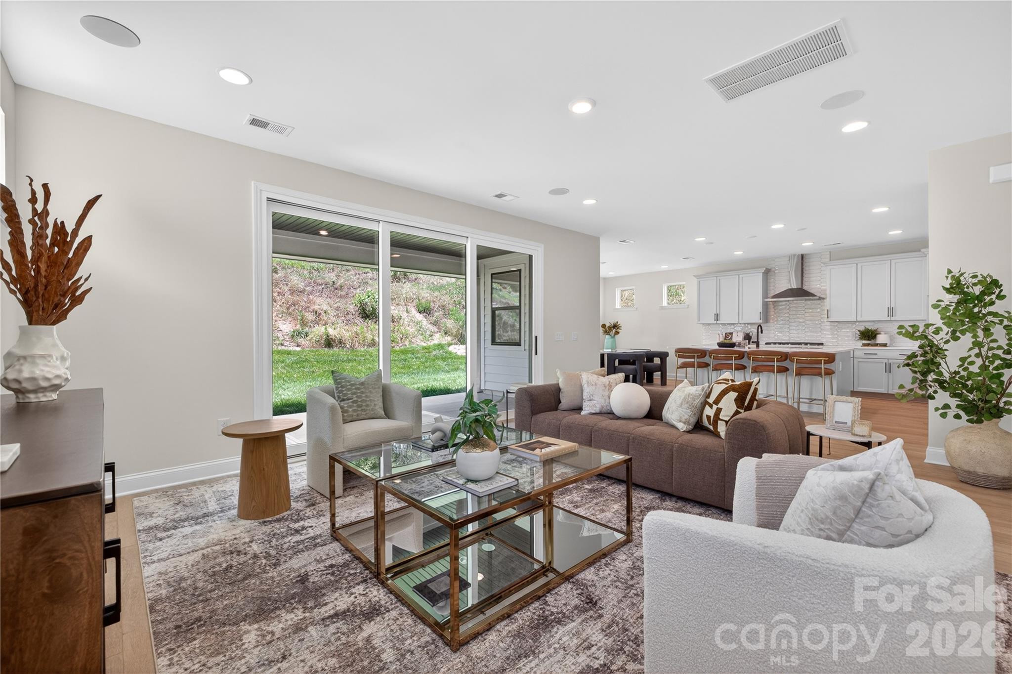 14029 Roosevelt Grove Drive Property Photo 7