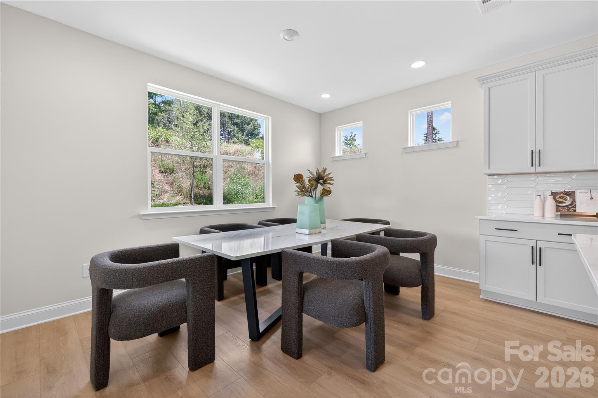 14029 Roosevelt Grove Drive Property Photo 10