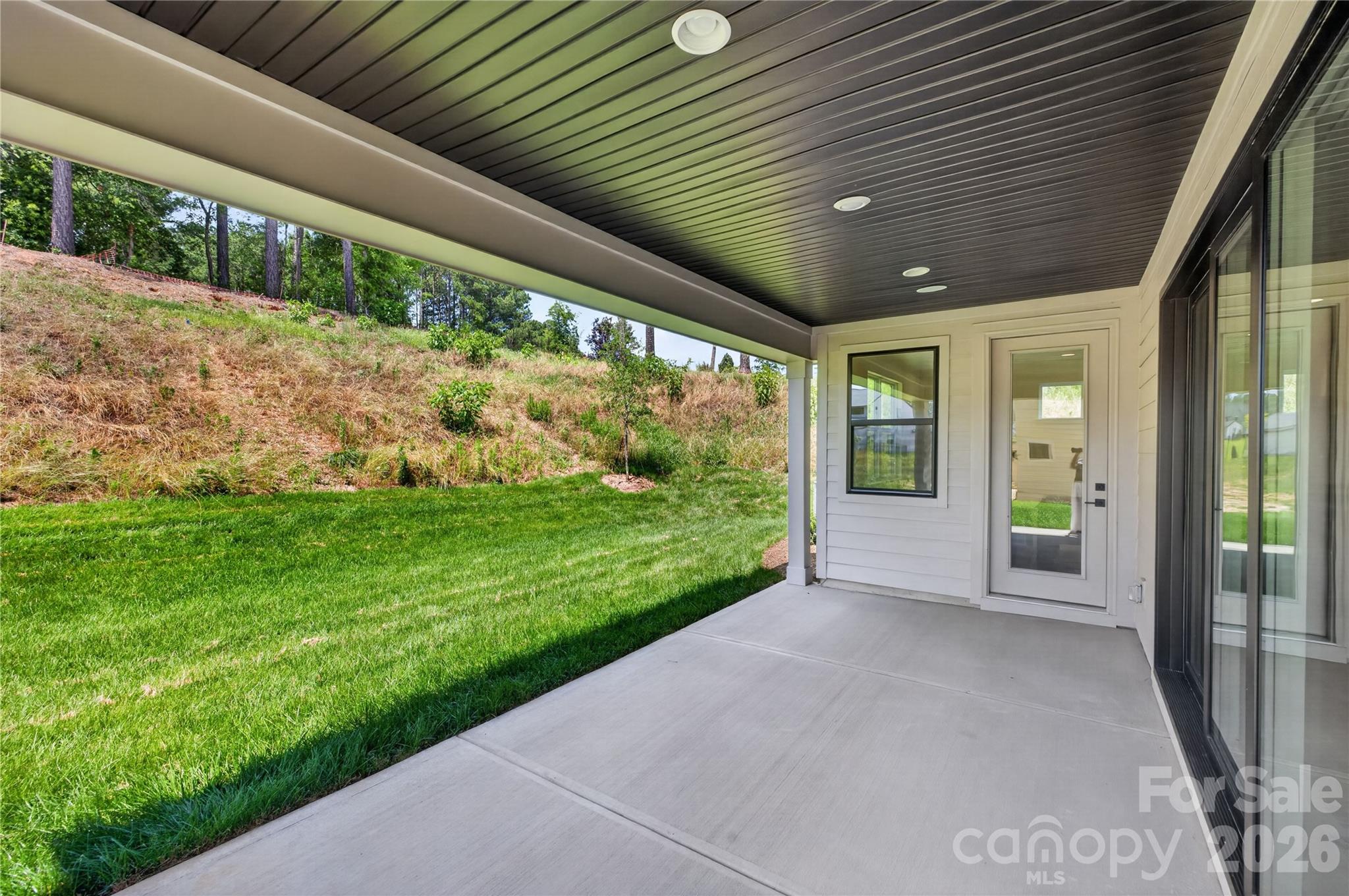 14029 Roosevelt Grove Drive Property Photo 20