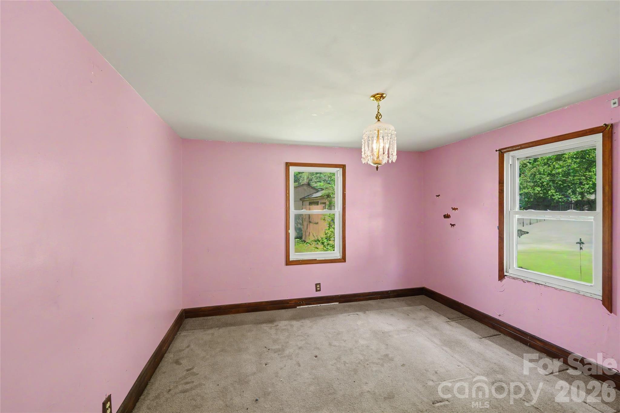 1212 Meadow Lane Lane Property Photo 5