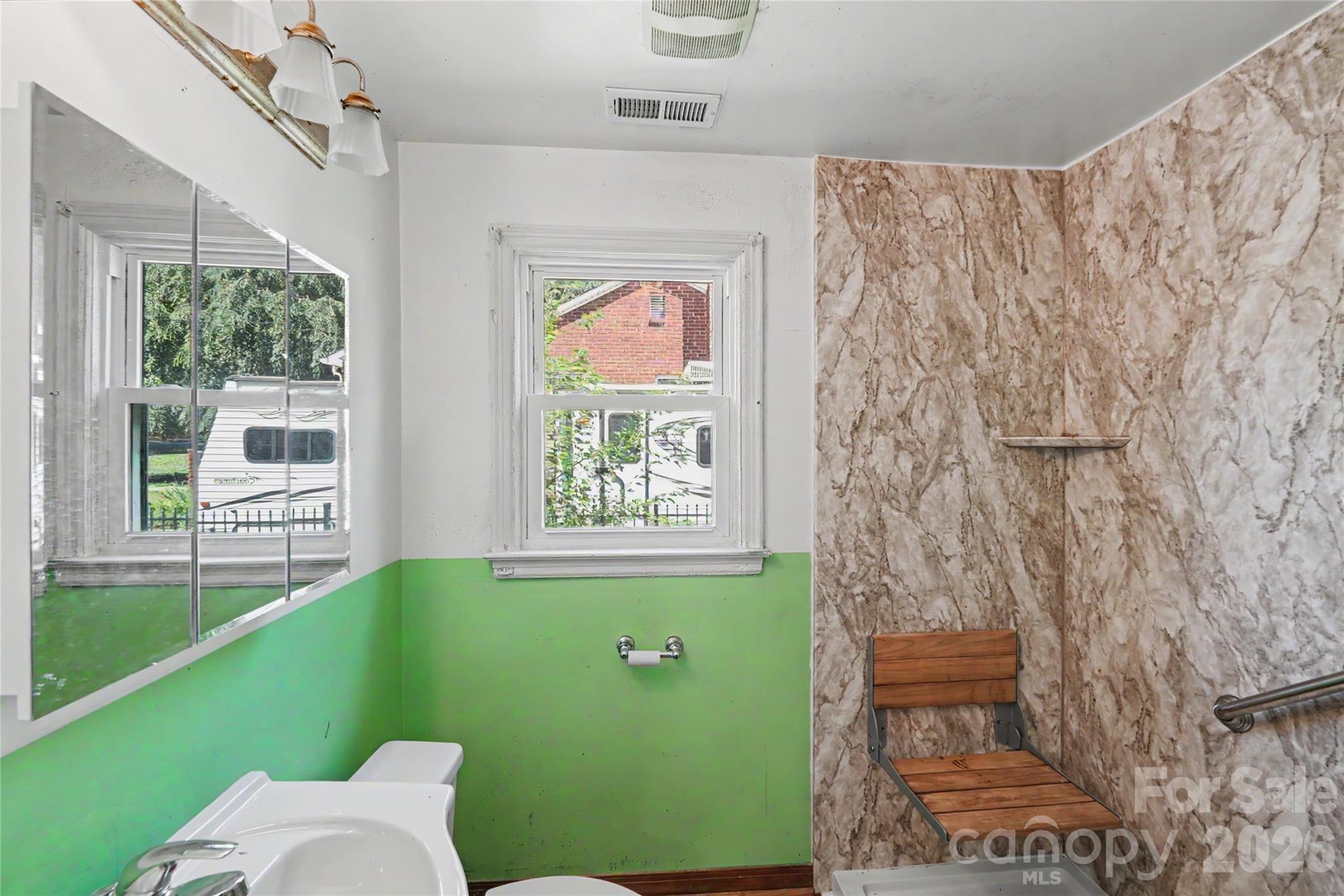 1212 Meadow Lane Lane Property Photo 15