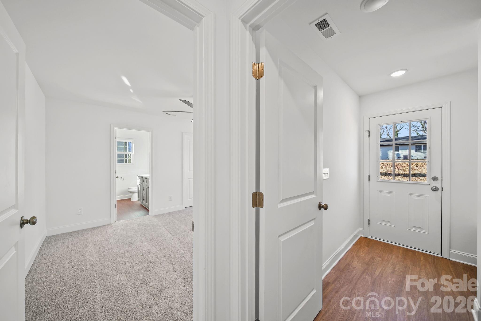 1129 Kenly Street Property Photo 18