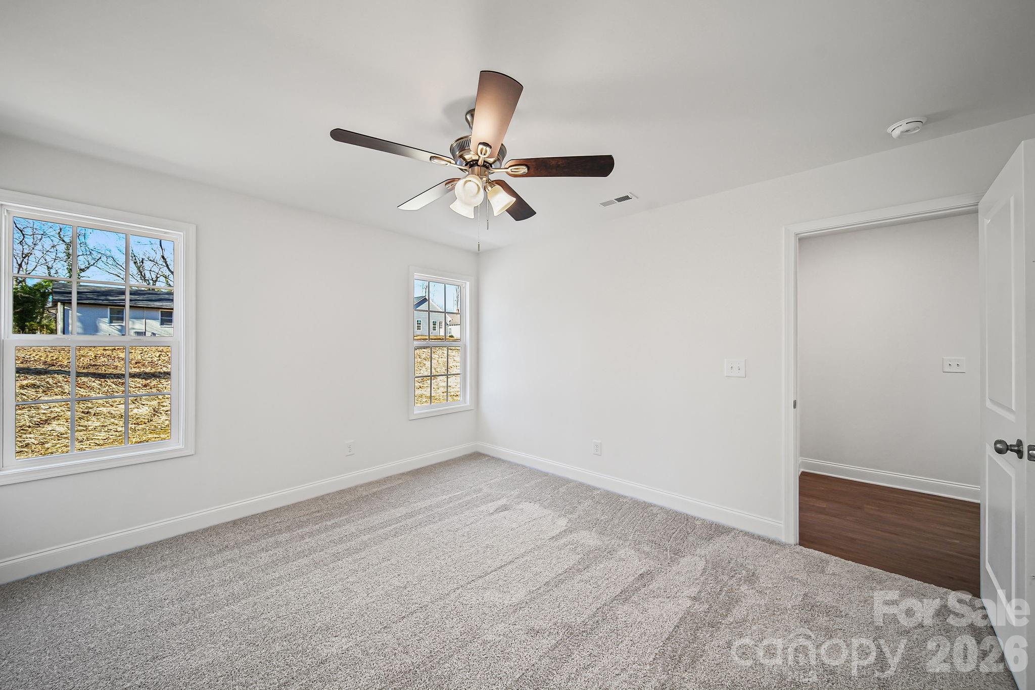 1129 Kenly Street Property Photo 23