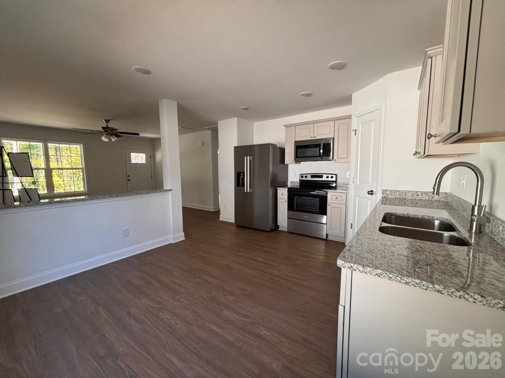 1129 Kenly Street Property Photo 41