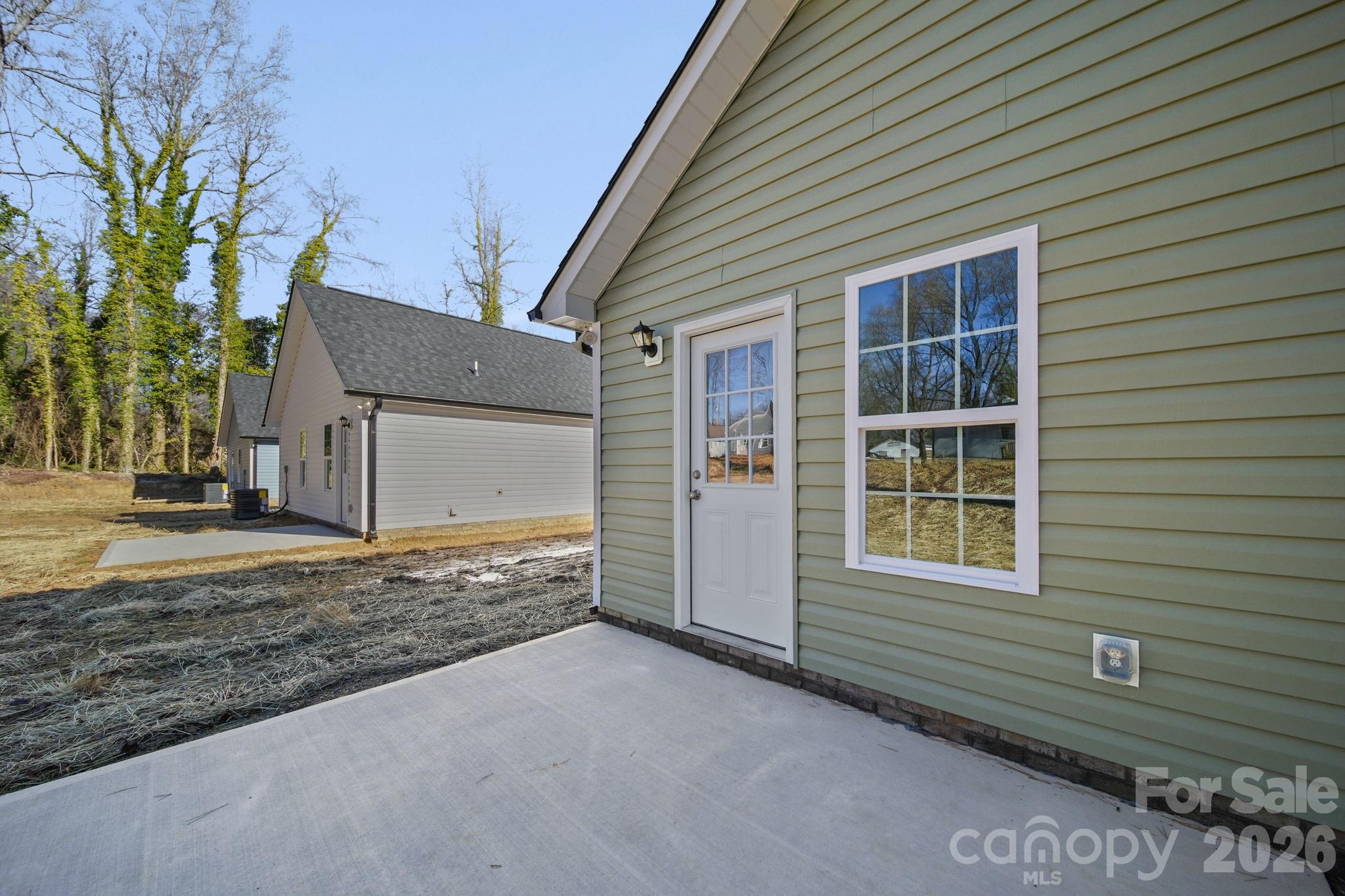 1129 Kenly Street Property Photo 45