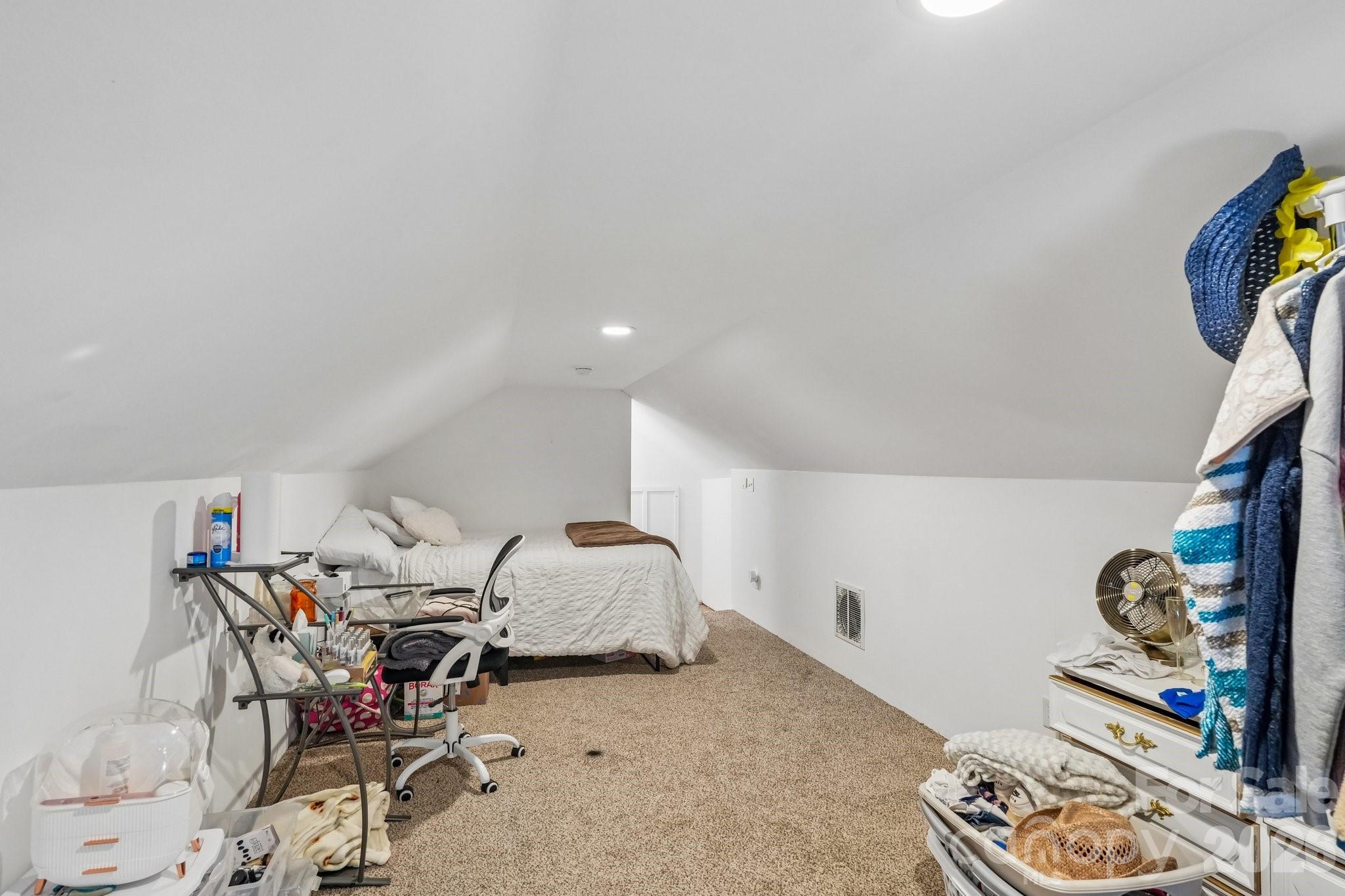 1555 Riverview Road Property Photo 34