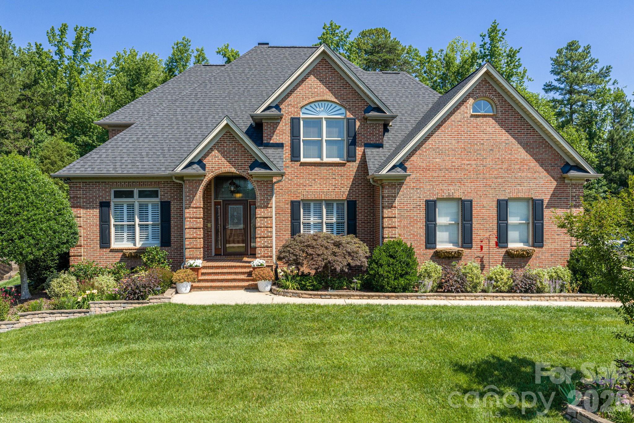 3740 Sand Wedge Drive Property Photo 1