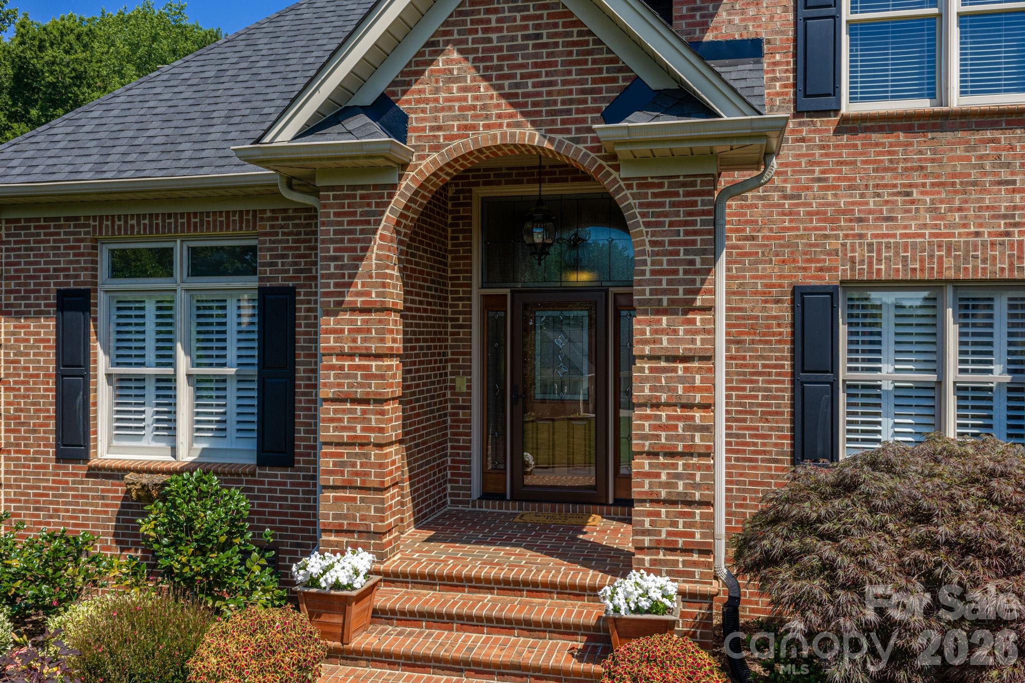 3740 Sand Wedge Drive Property Photo 2