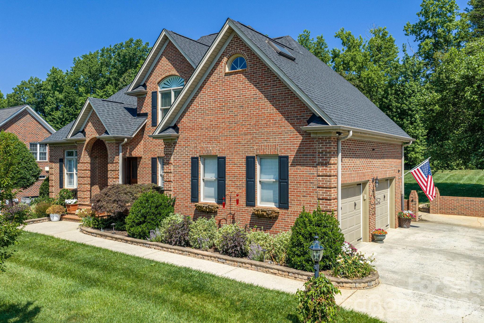 3740 Sand Wedge Drive Property Photo 4