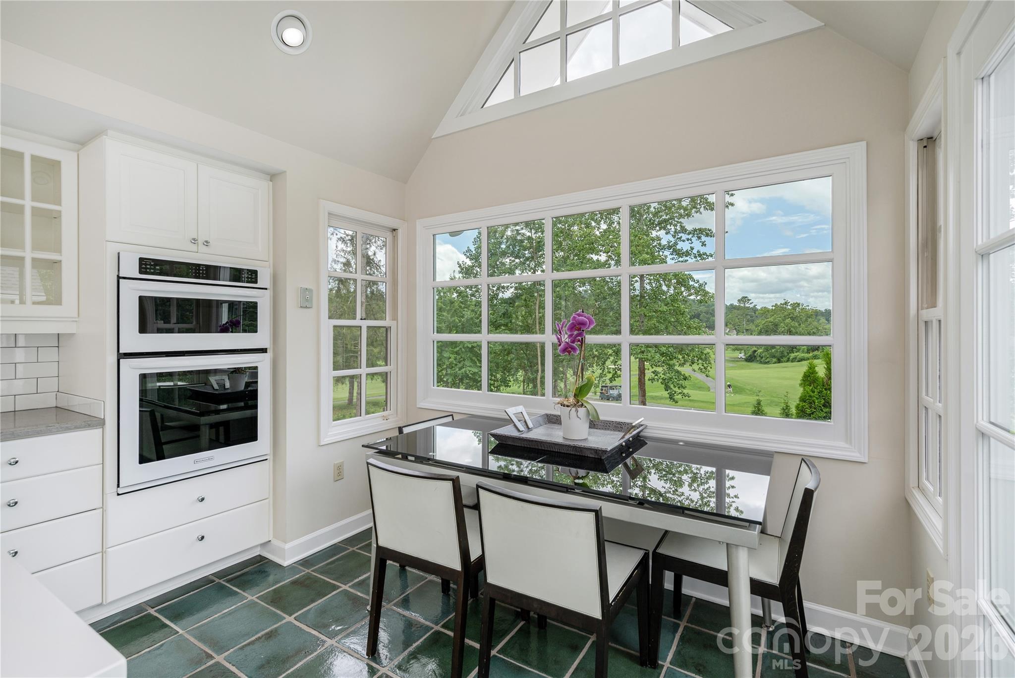 20 Inglewood Road Property Photo 10