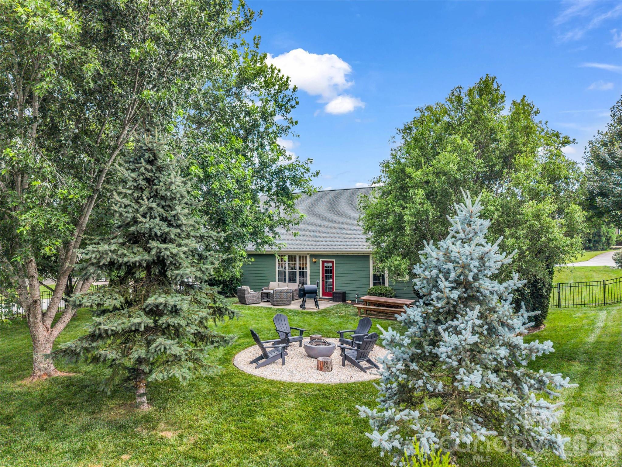 17 Black Iron Lane Property Photo 37