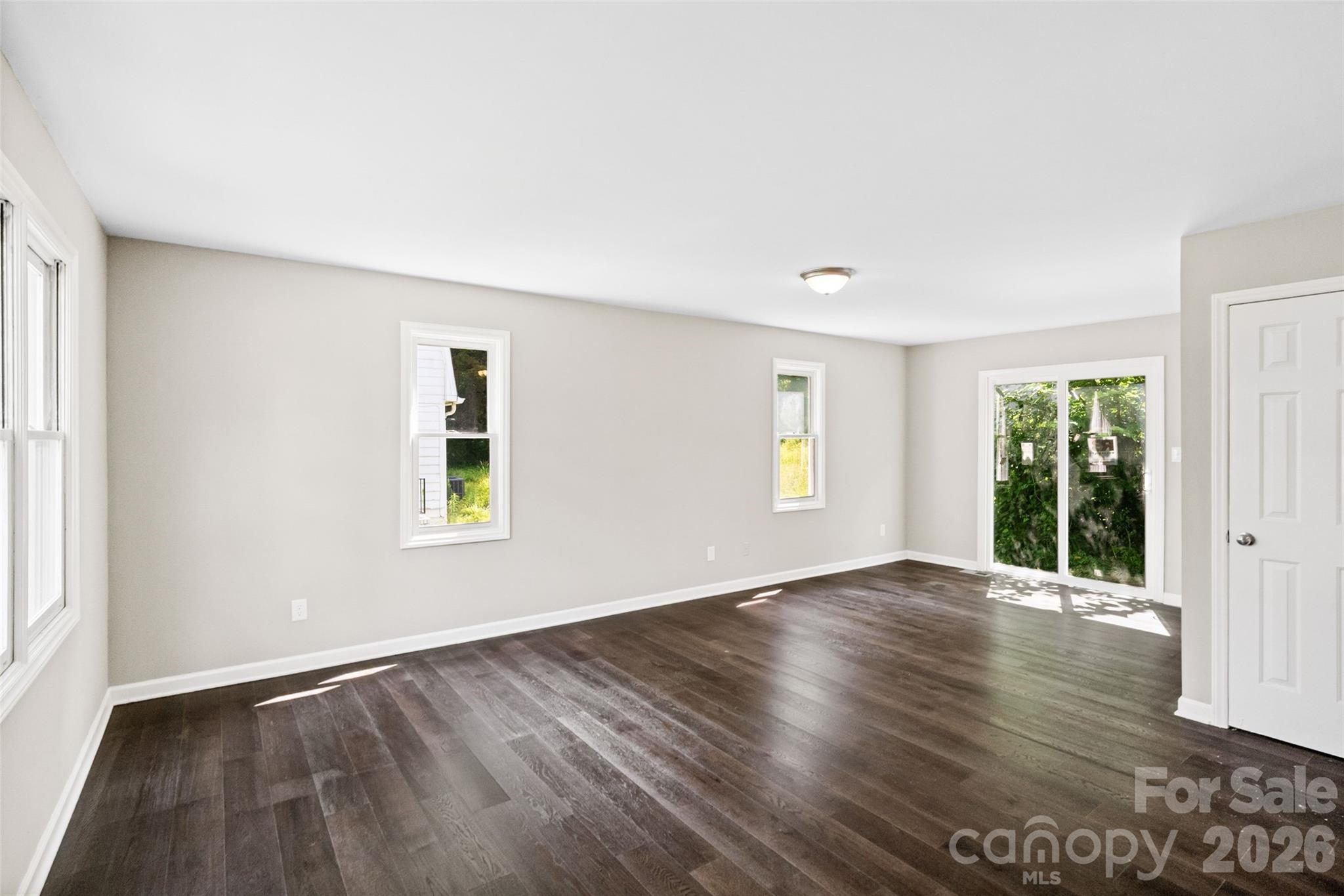 5516 Ilford Street Property Photo 3