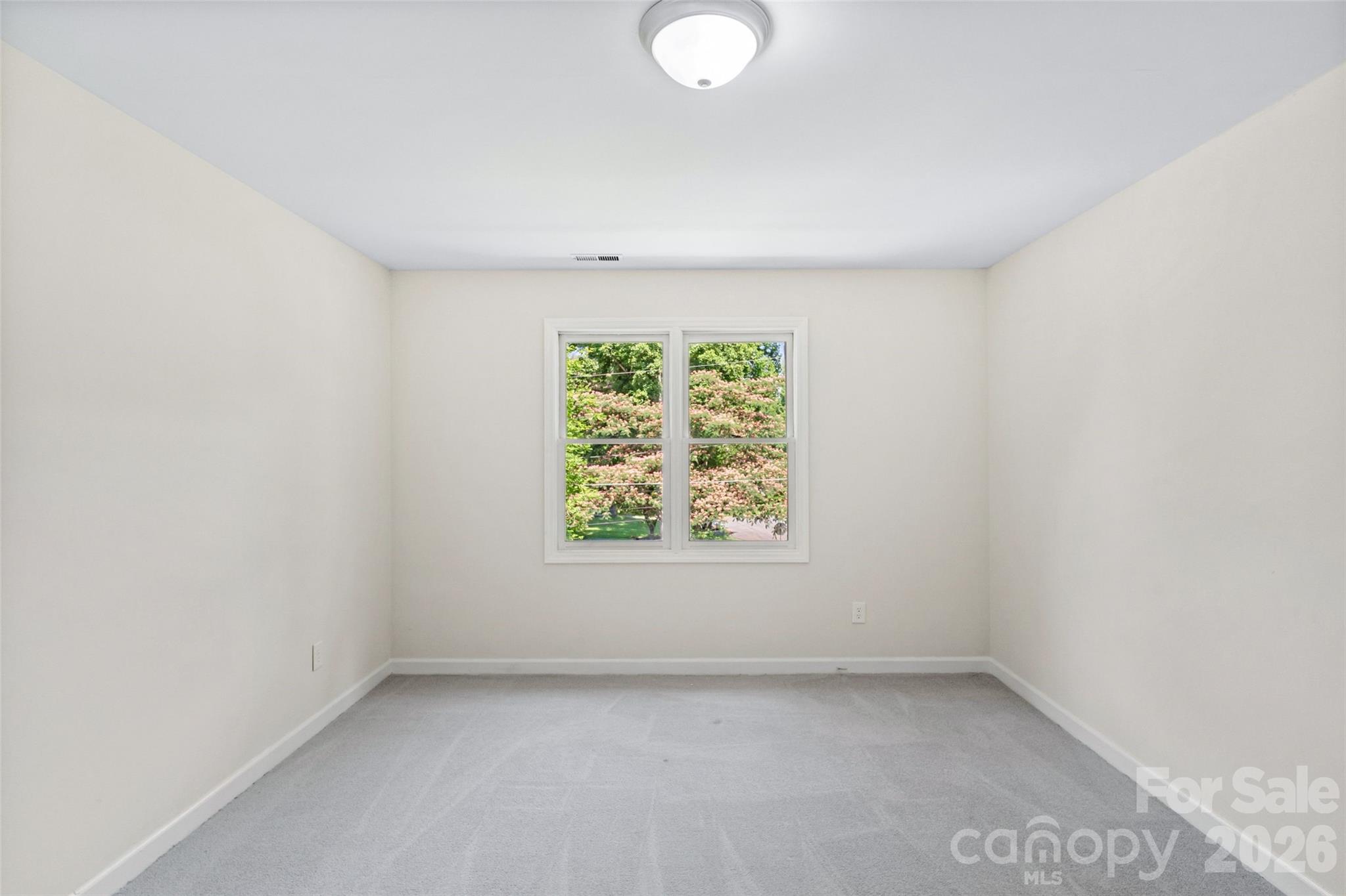 5516 Ilford Street Property Photo 12