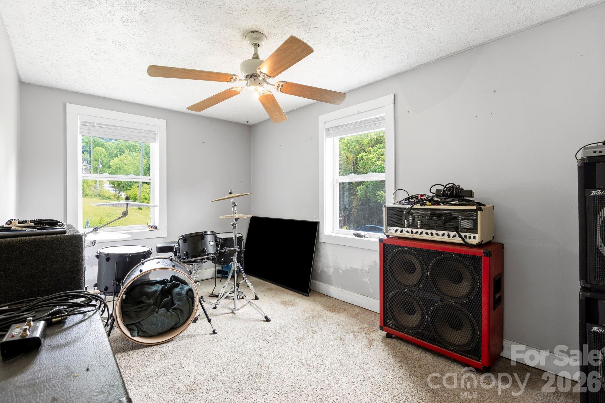 4 Mountain View Road Property Photo 16