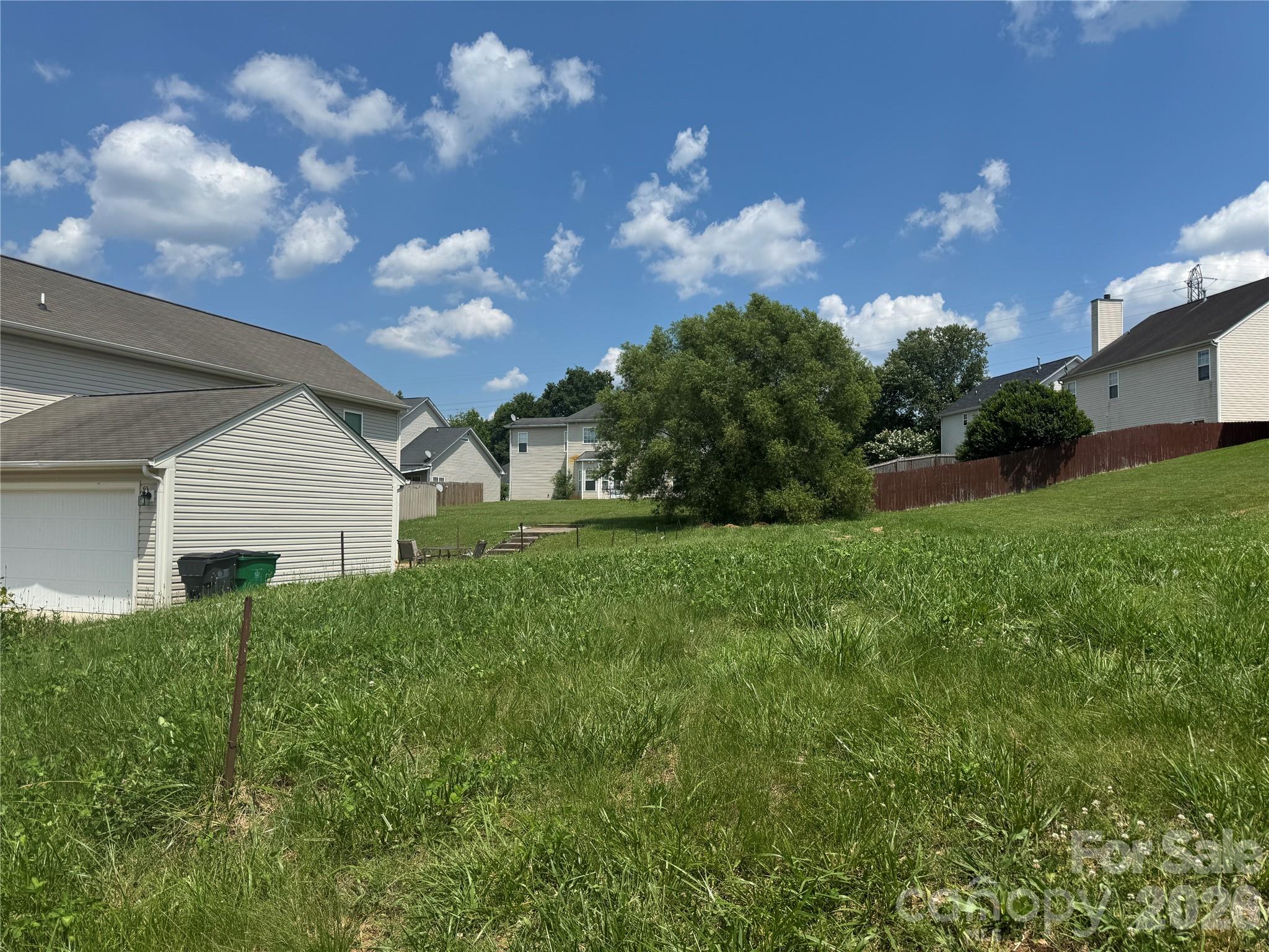 8312 Cozen Way Property Photo 3