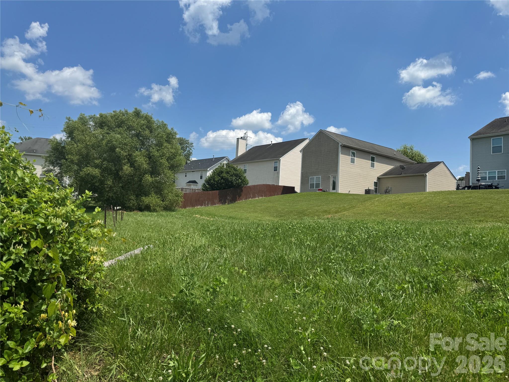 8312 Cozen Way Property Photo 6