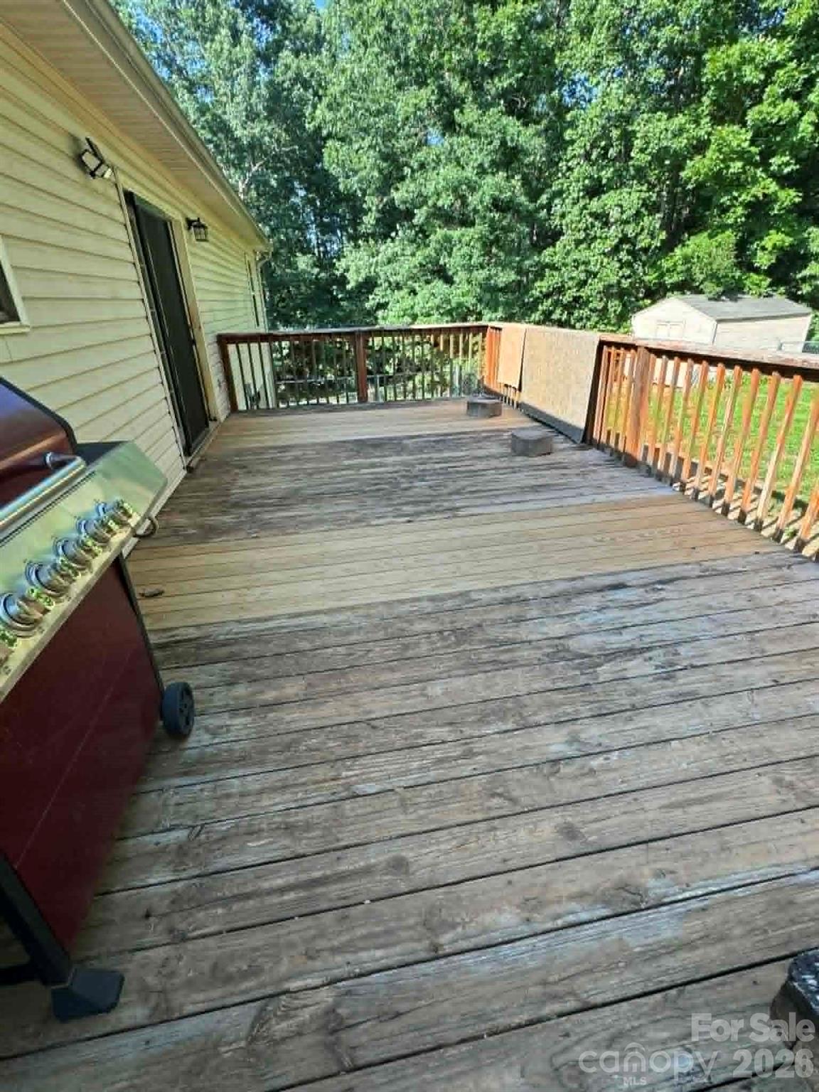 2588 Knight Drive Property Photo 6