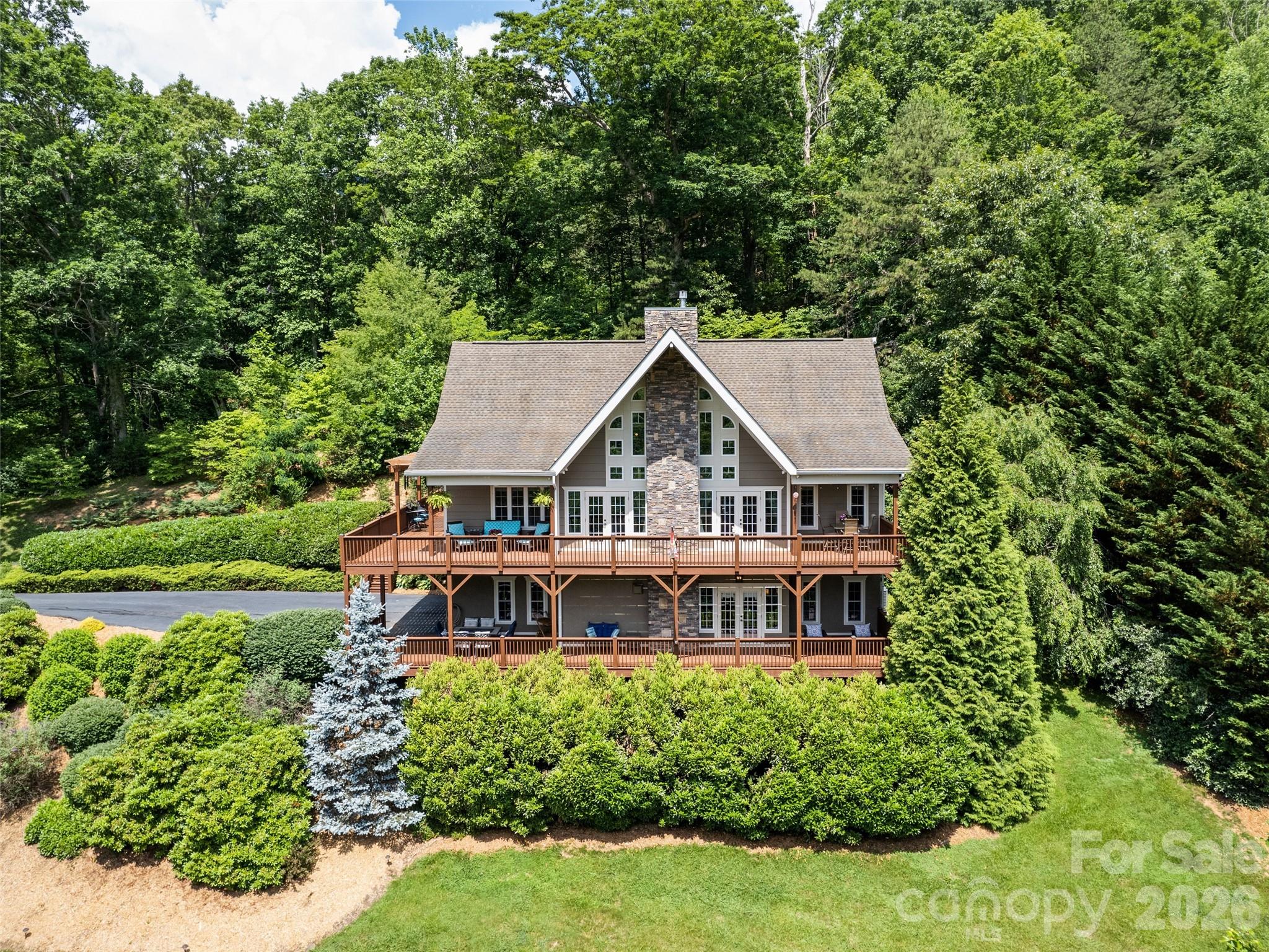 406 Inverness Drive Property Photo 1
