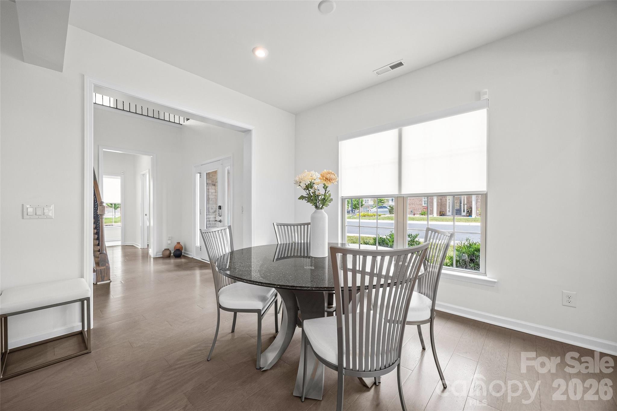 8012 Lantern Way Property Photo 6