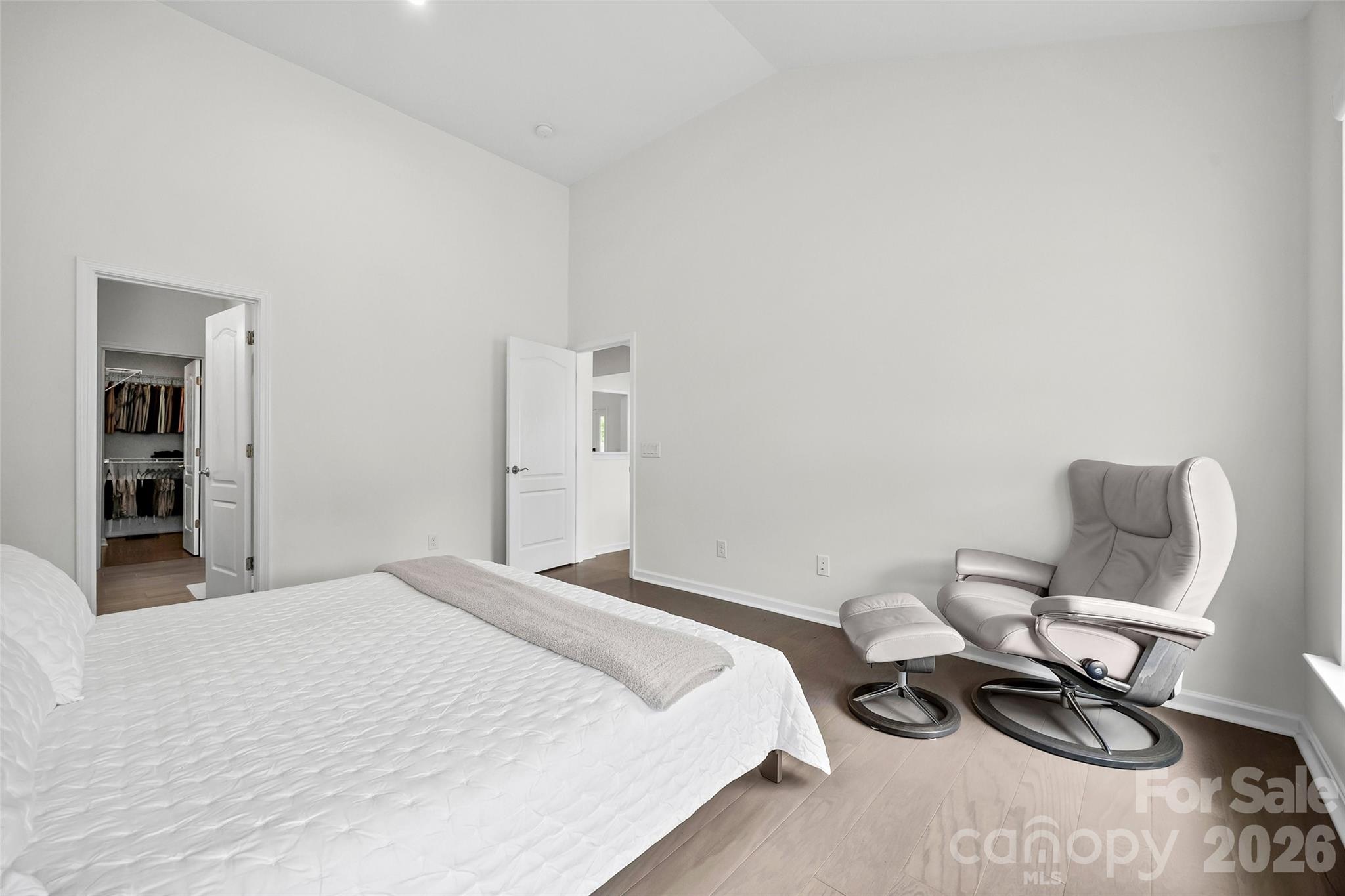 8012 Lantern Way Property Photo 16