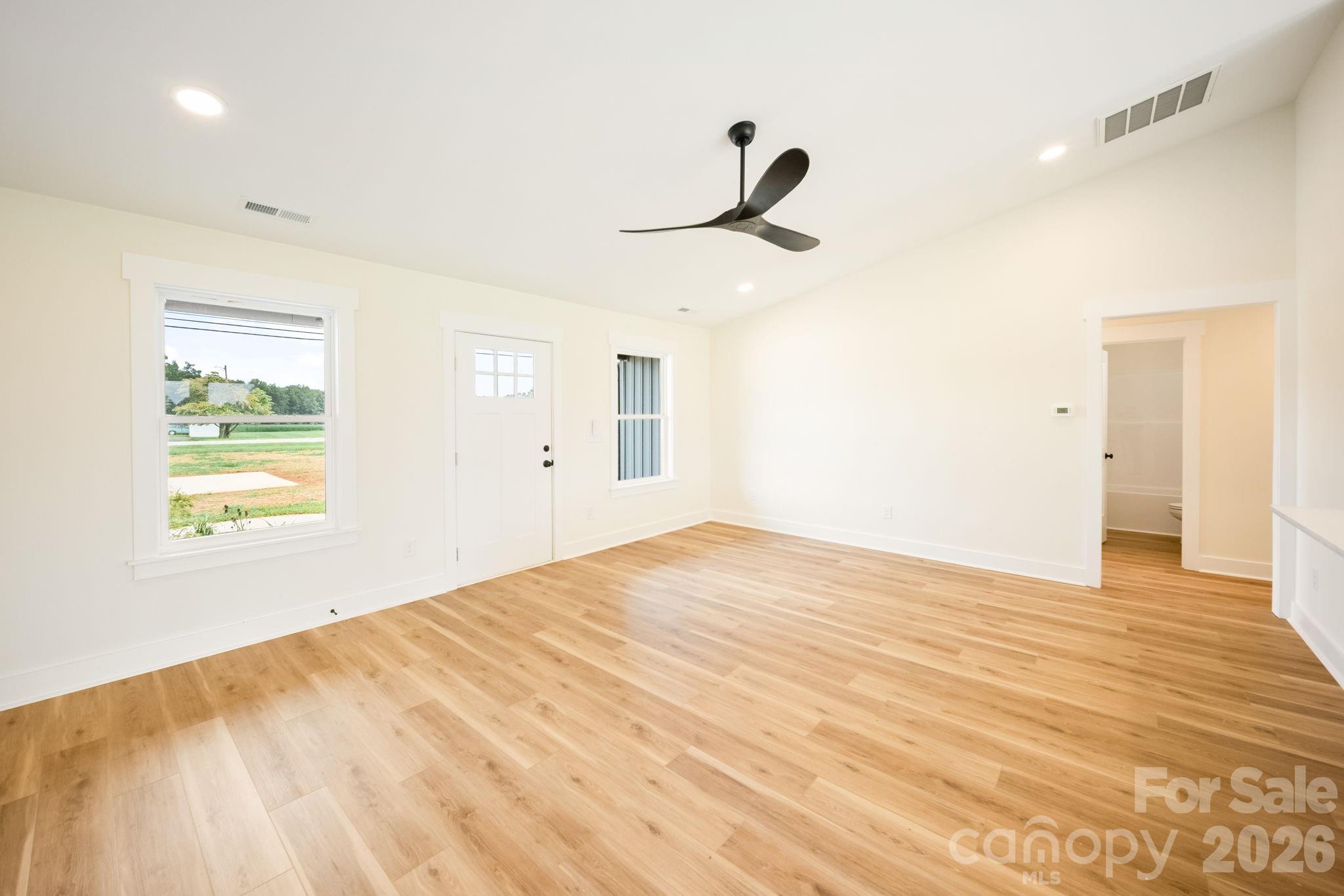 119 Progress Place Property Photo 7