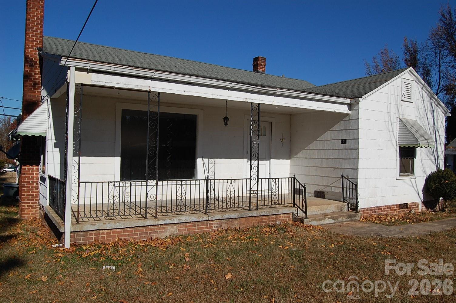 126 Sunset Drive Property Photo 1