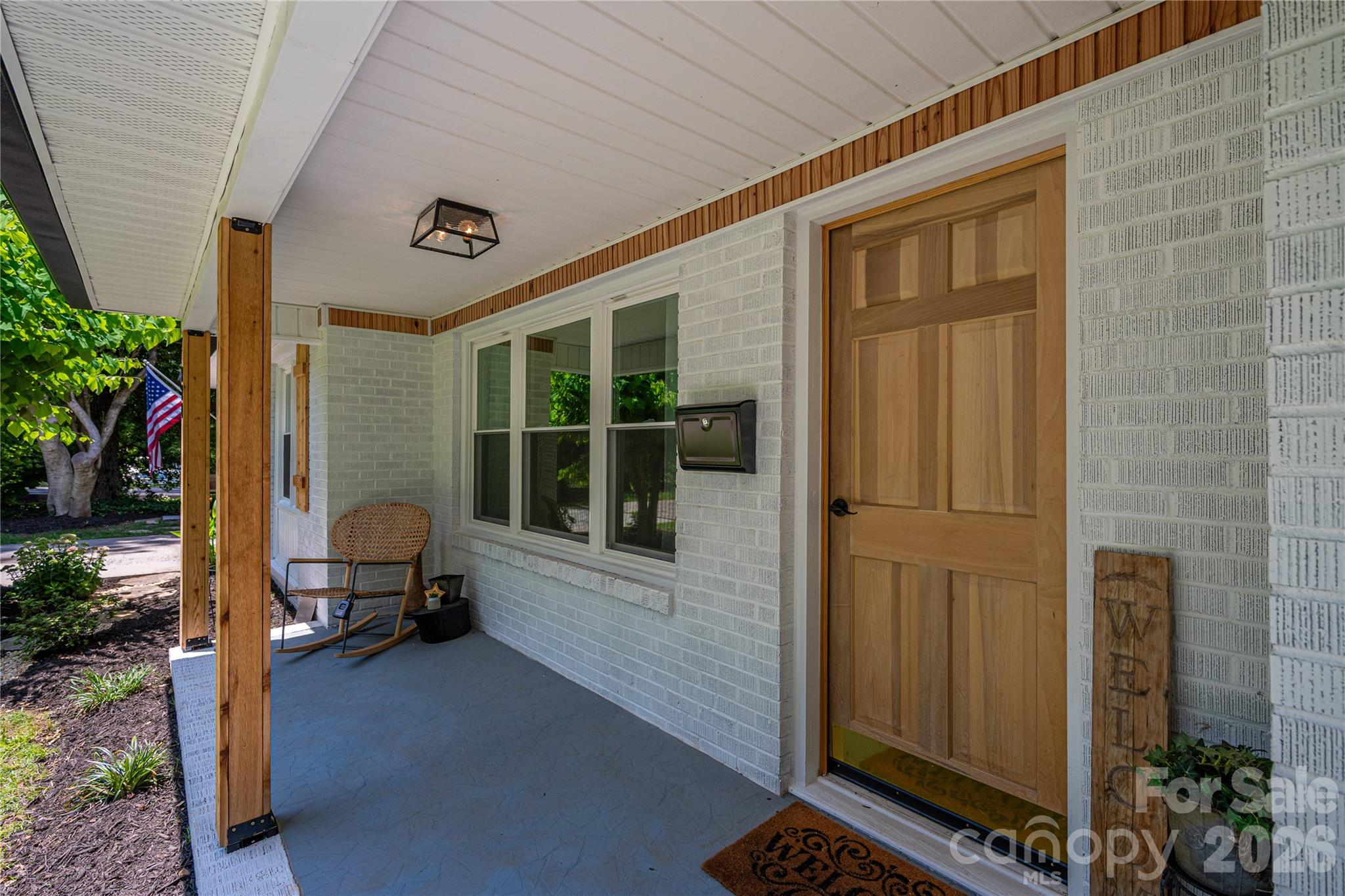220 Lackey Street Property Photo 5