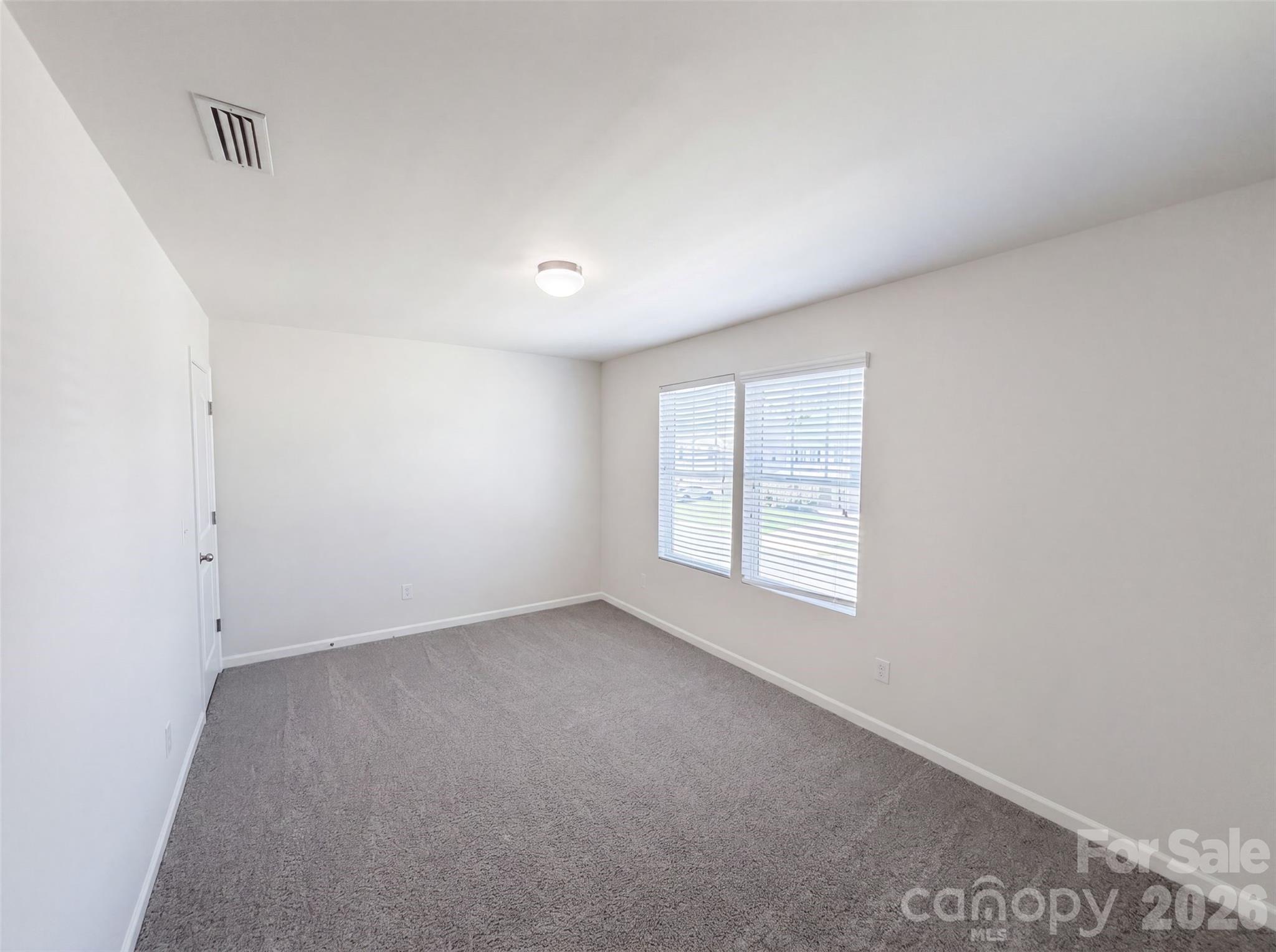 1708 Sawtooth Court Property Photo 9