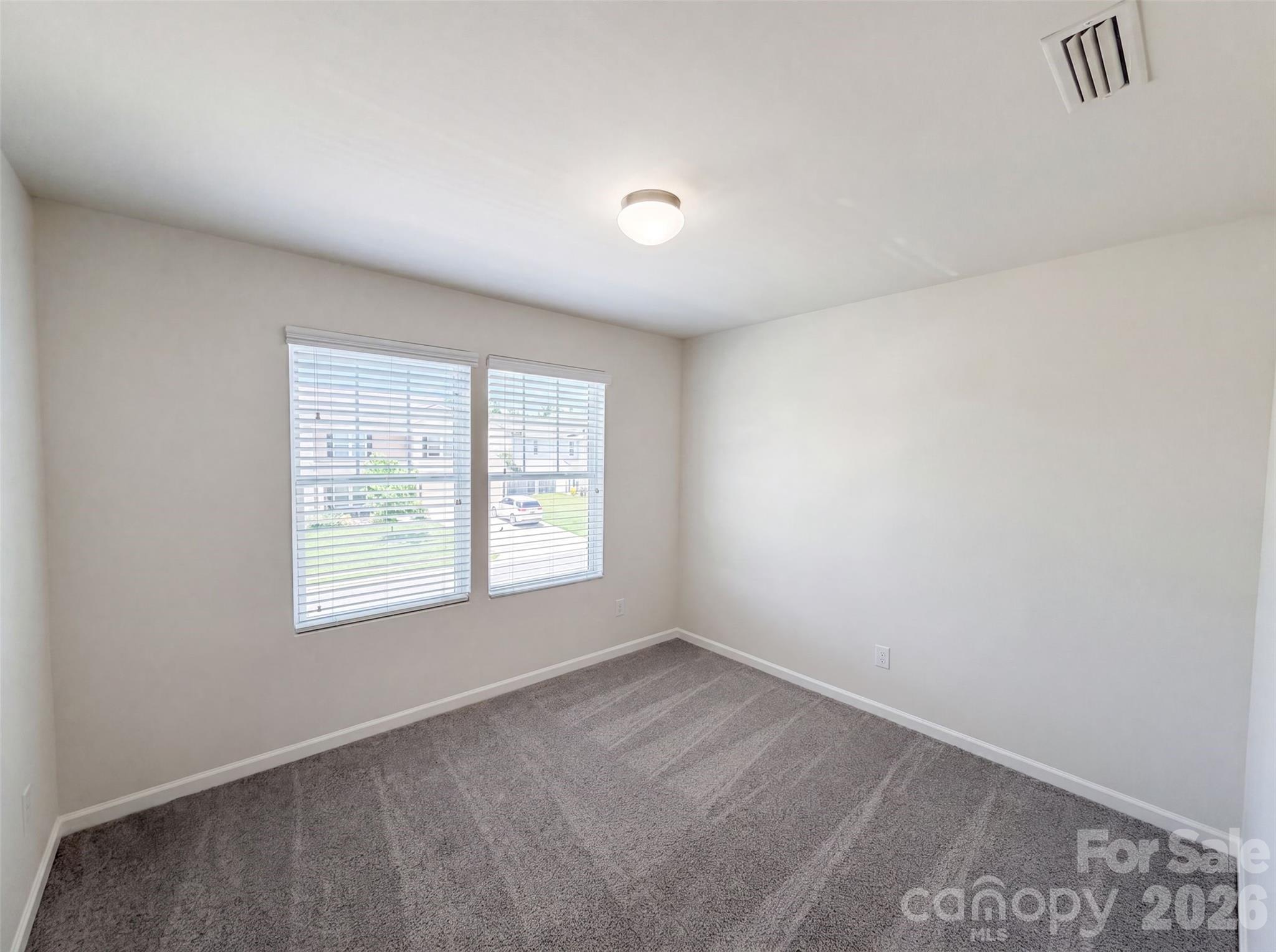 1708 Sawtooth Court Property Photo 10