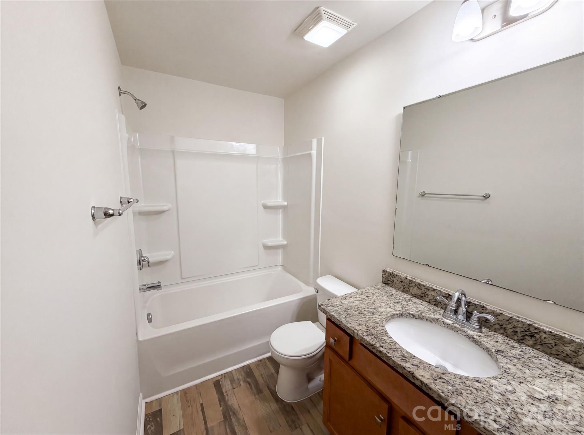 1708 Sawtooth Court Property Photo 12