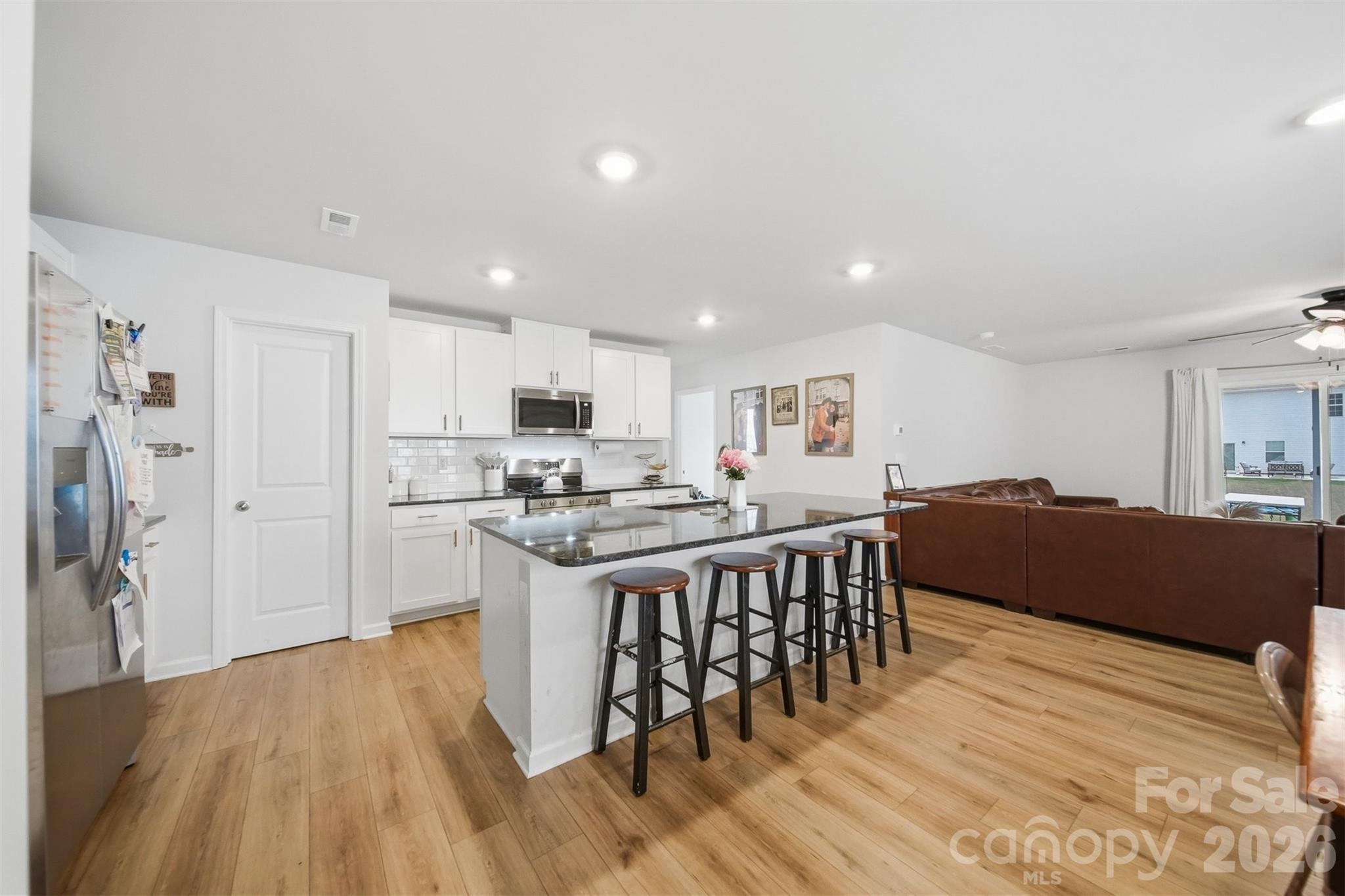 2464 Trollinger Drive Property Photo 11