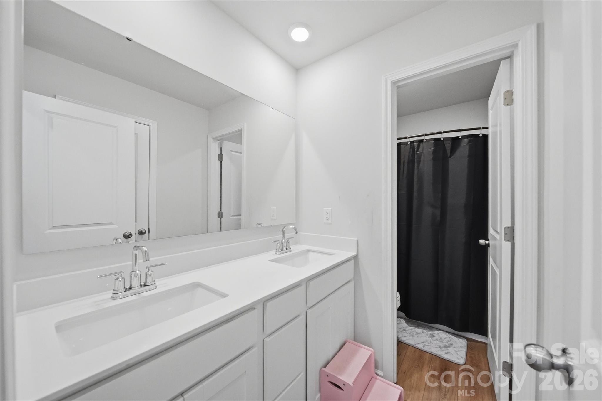 2464 Trollinger Drive Property Photo 31