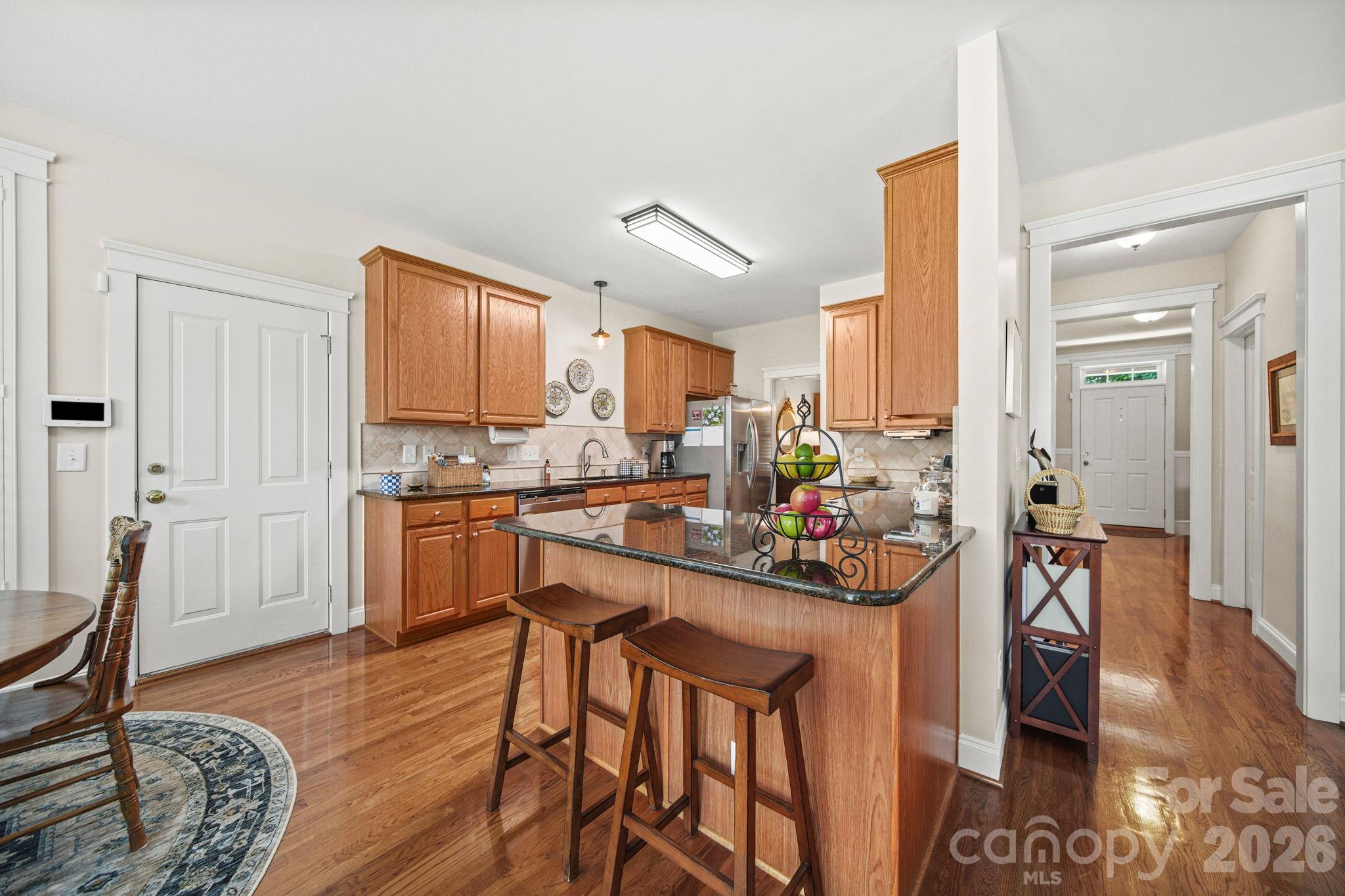 7800 Red Oaks Trail Property Photo 11