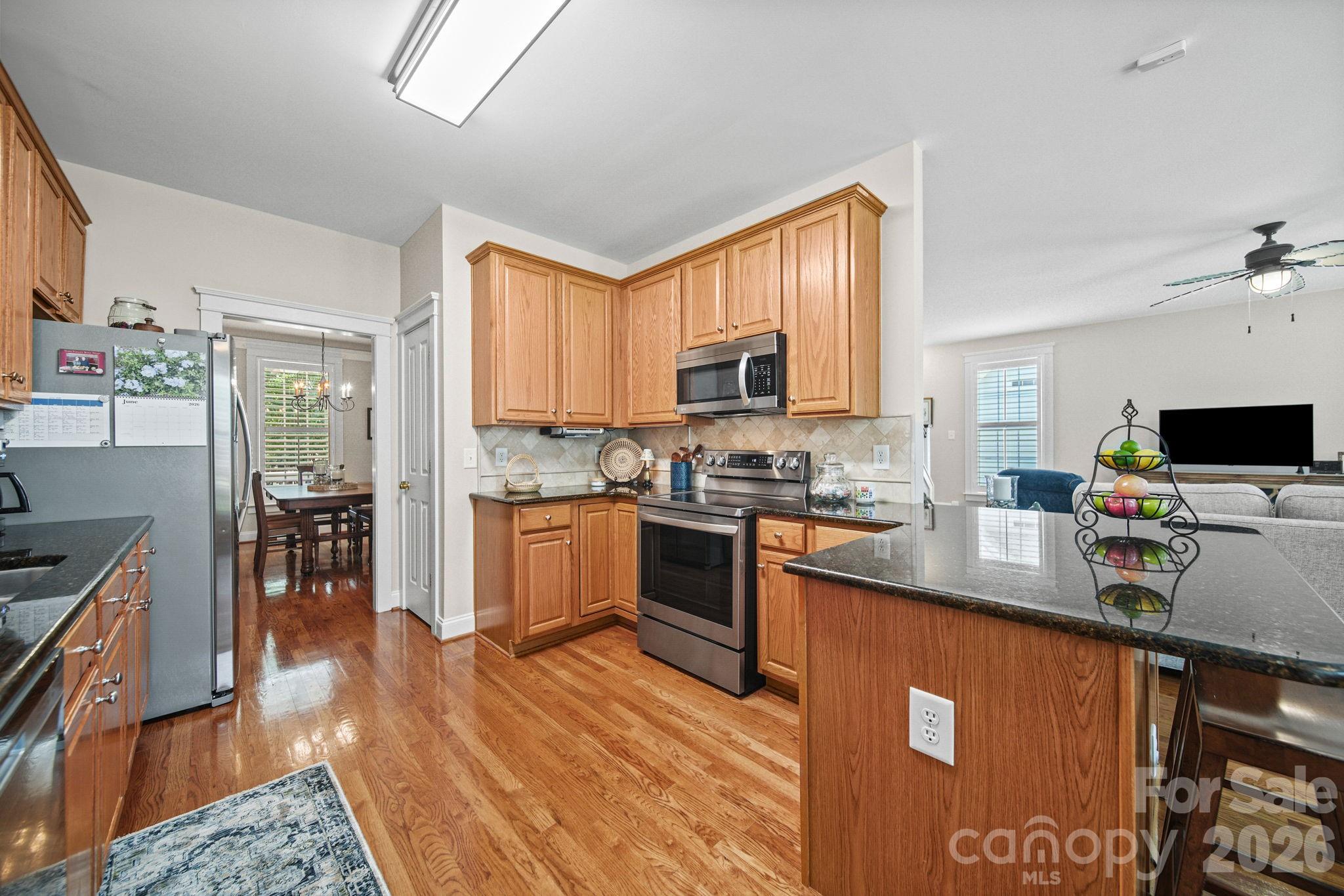 7800 Red Oaks Trail Property Photo 13