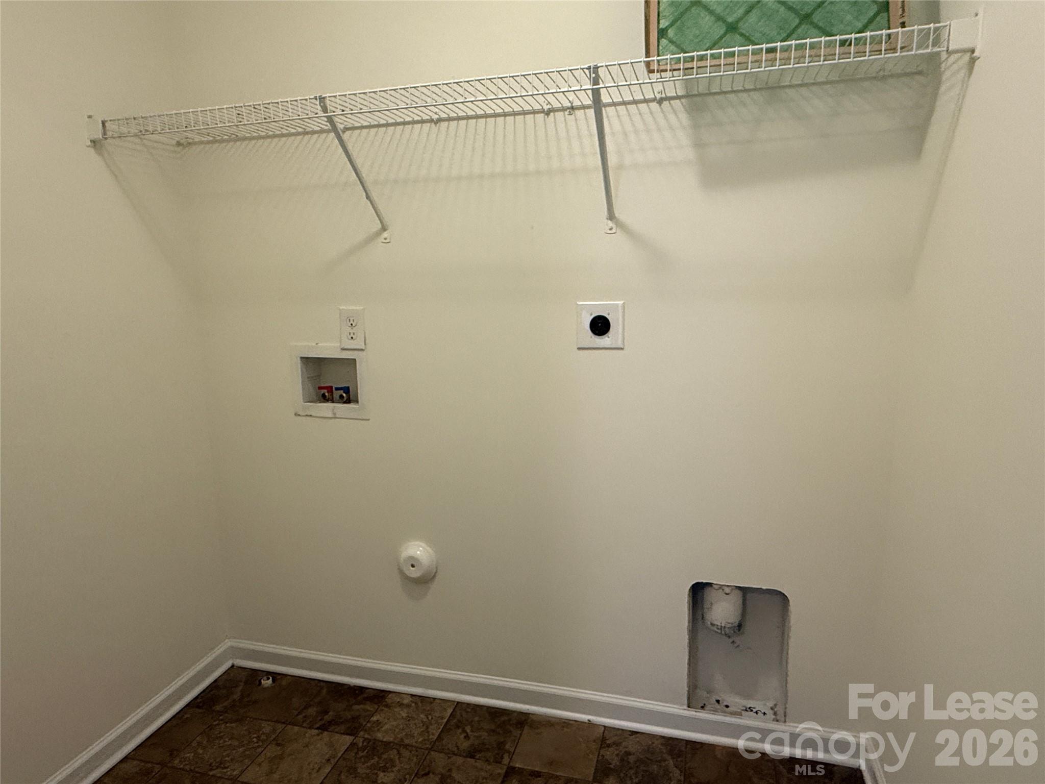 1933 Stoney Point Circle Property Photo 22