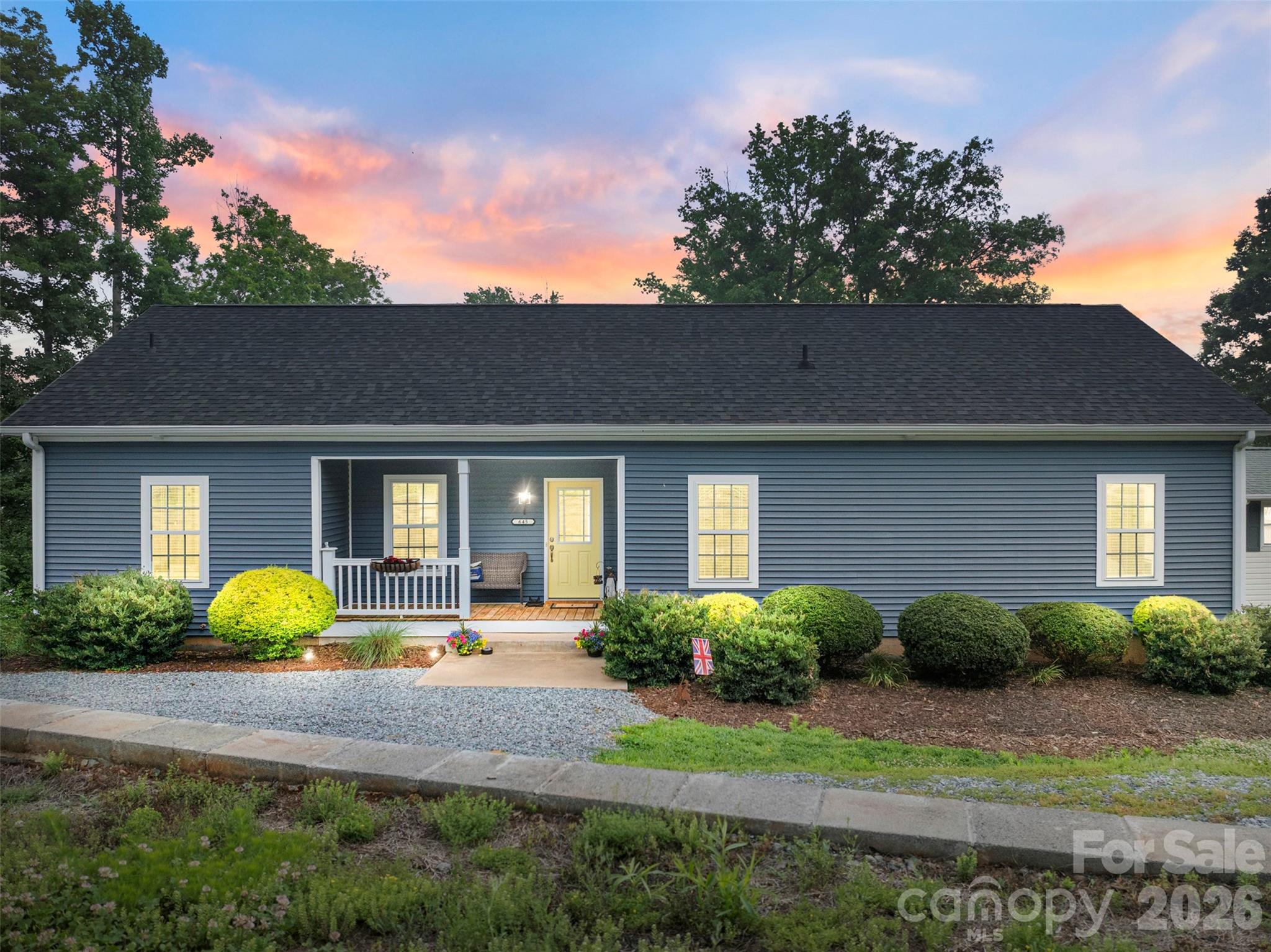 645 Riverside Drive Property Photo 6