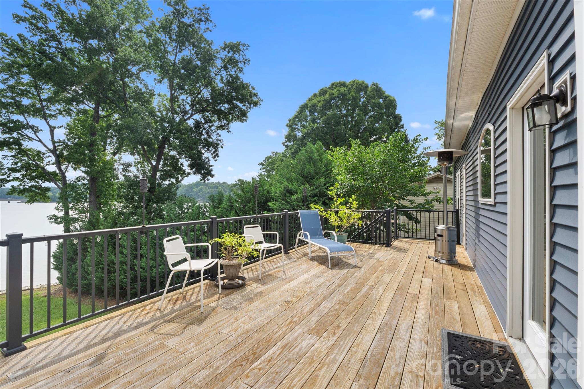 645 Riverside Drive Property Photo 12
