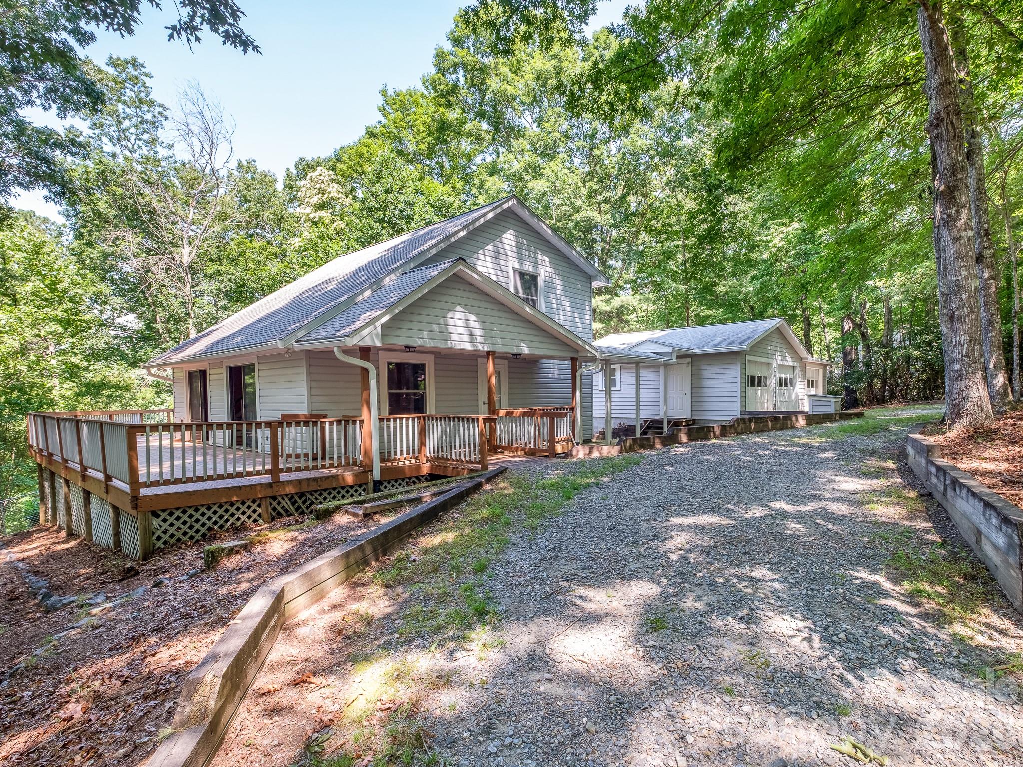 766 Skyland Drive 11 & 18 Property Photo 1