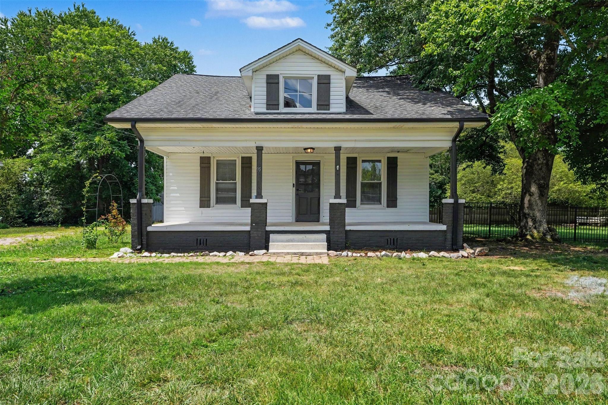95 Central Avenue Property Photo 2