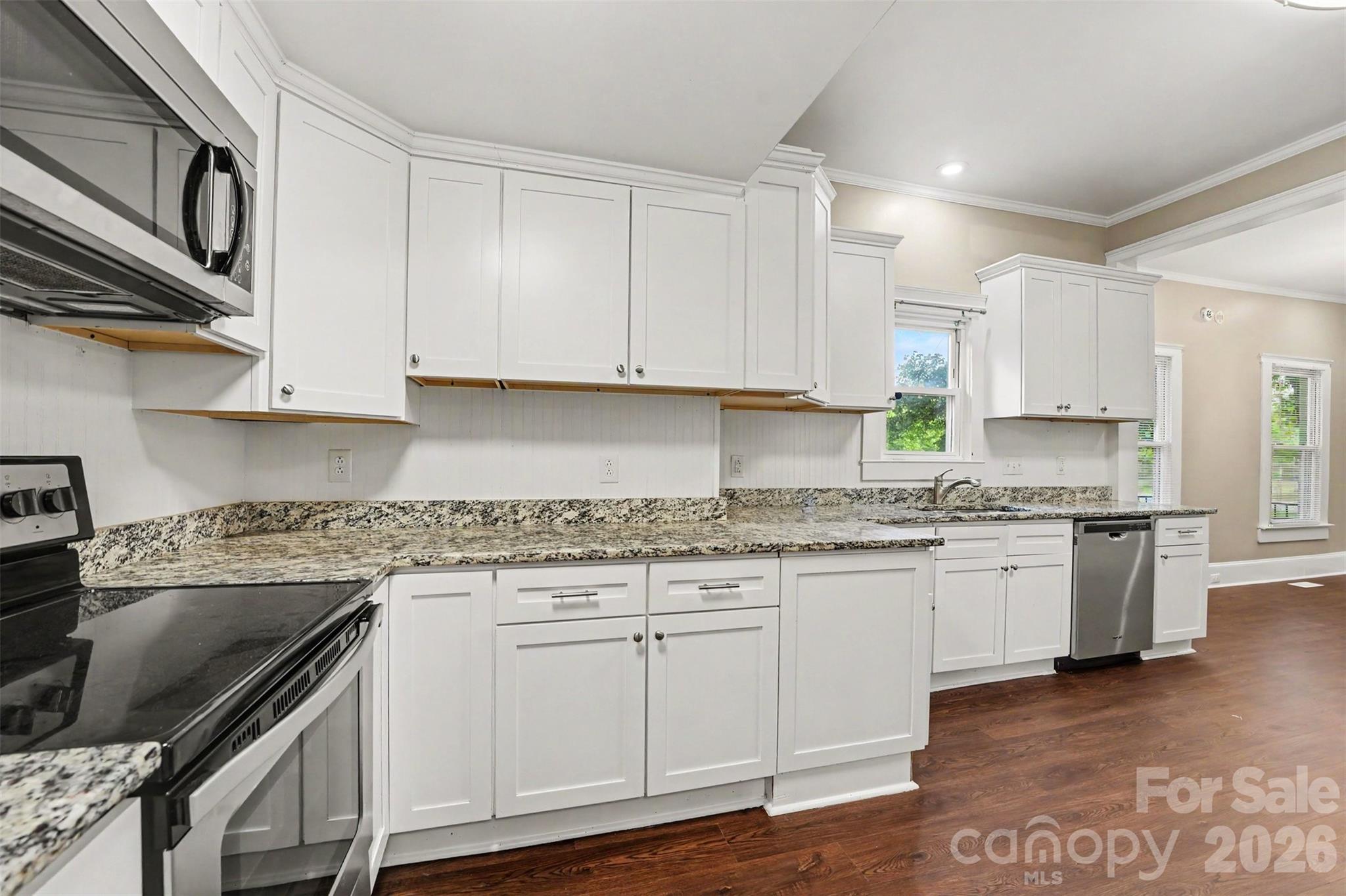 95 Central Avenue Property Photo 16